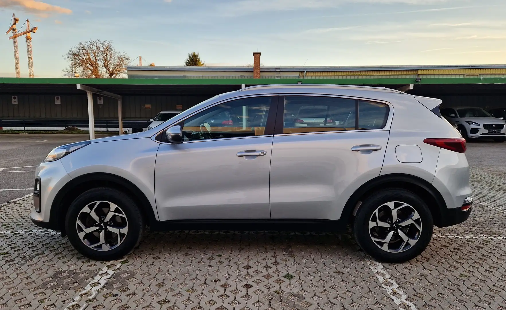 Kia Sportage Sportage 1,6 GDI GPF Silber Silber Grau - 2