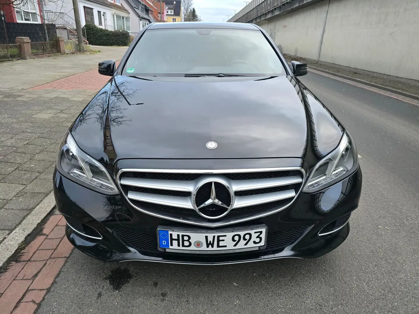 Mercedes-Benz E 220 E 220 BlueTEC BlueEFFICIENCY 7G-TRONIC Edition Ava Negru - 2