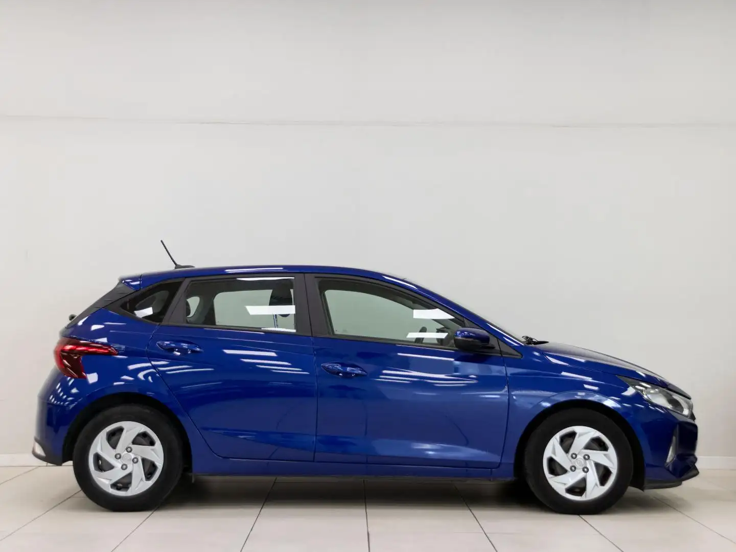 Hyundai i20 1.2 MPI Klass Azul - 2