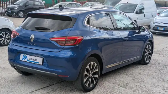 Renault Clio view 3
