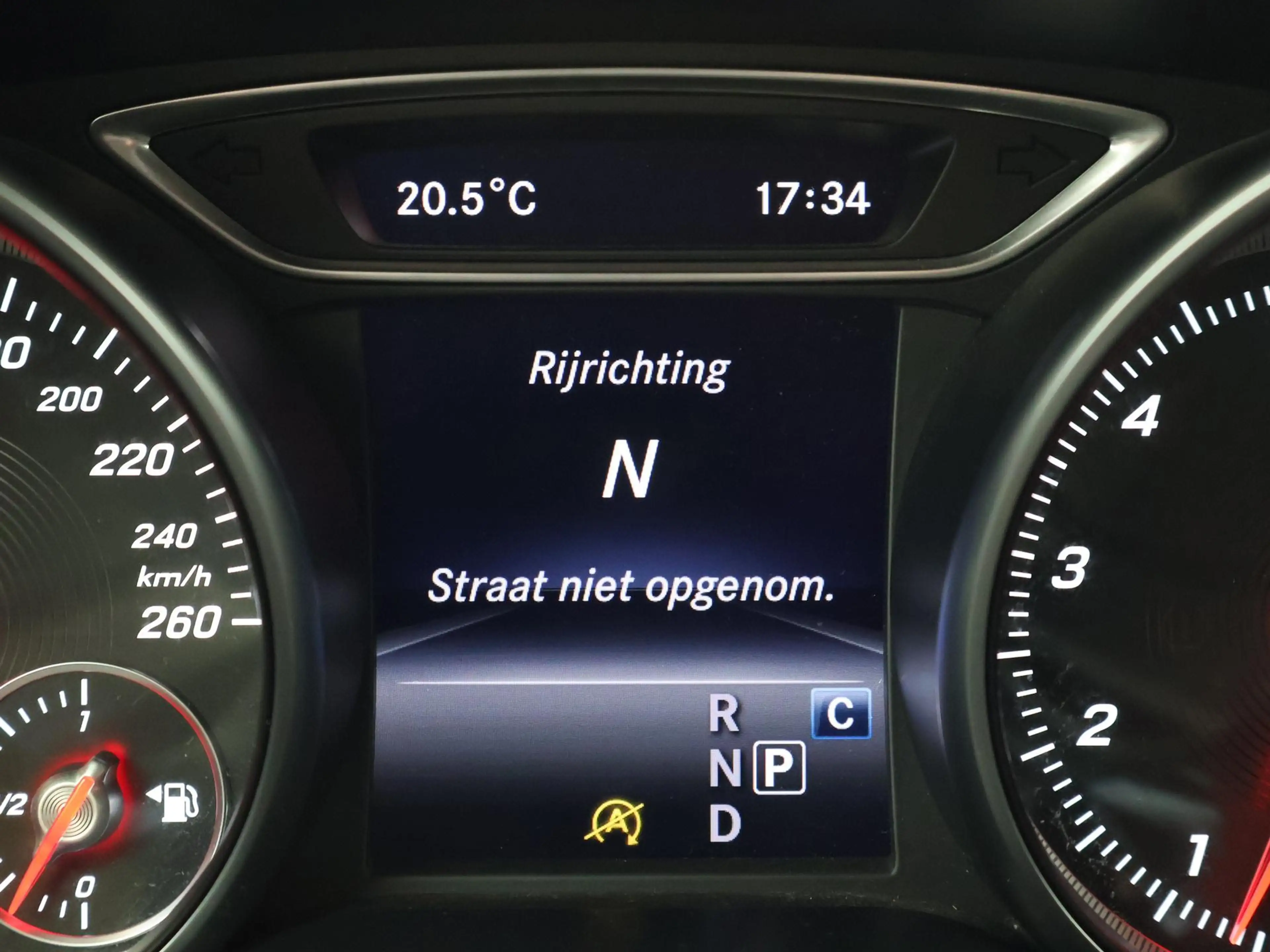 Mercedes-Benz GLA 200 156 PK AUT. AMG SPORT + 18 INCH | DAB | STOELVERW. — photo 30