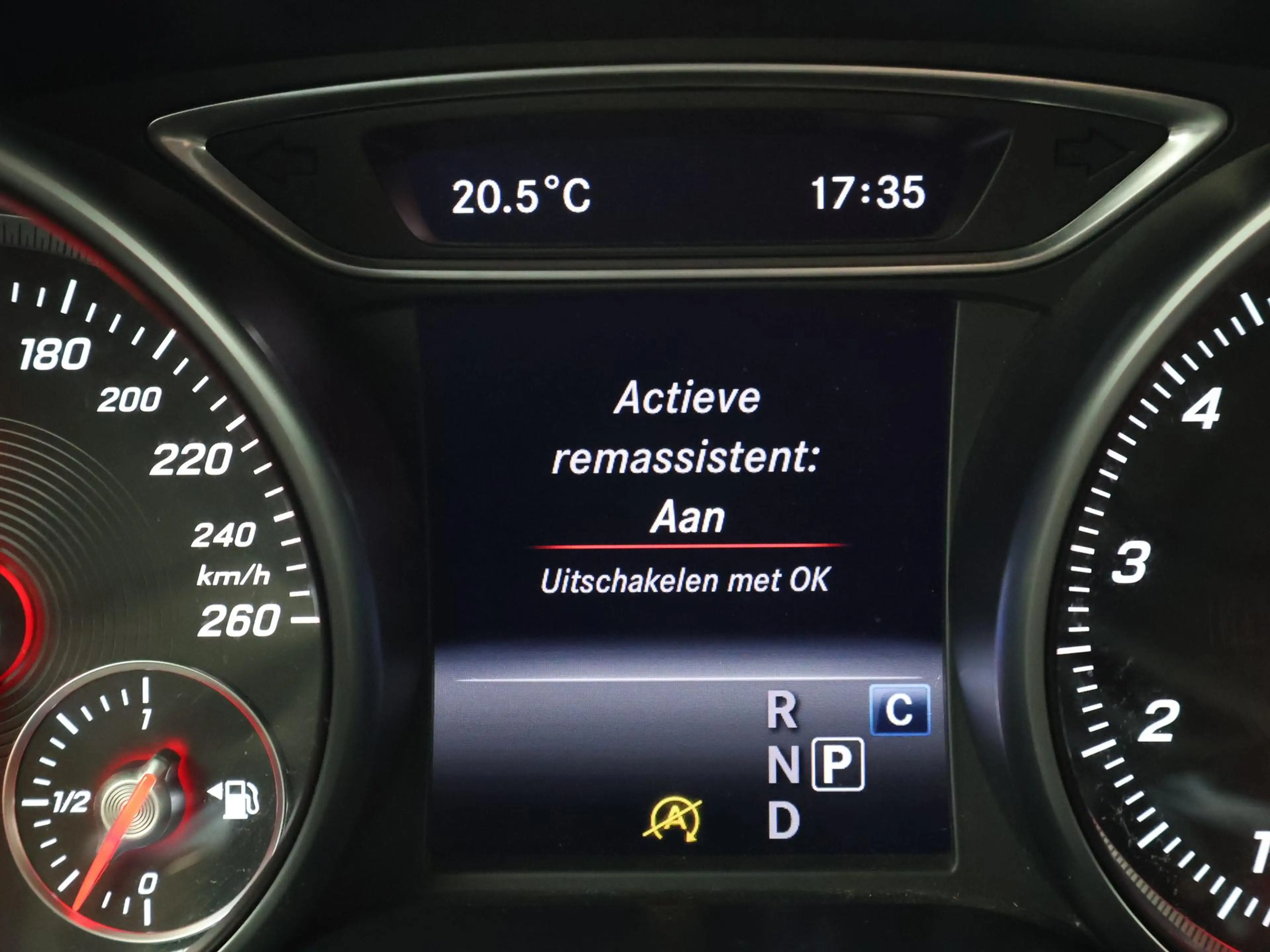 Mercedes-Benz GLA 200 156 PK AUT. AMG SPORT + 18 INCH | DAB | STOELVERW. — photo 35