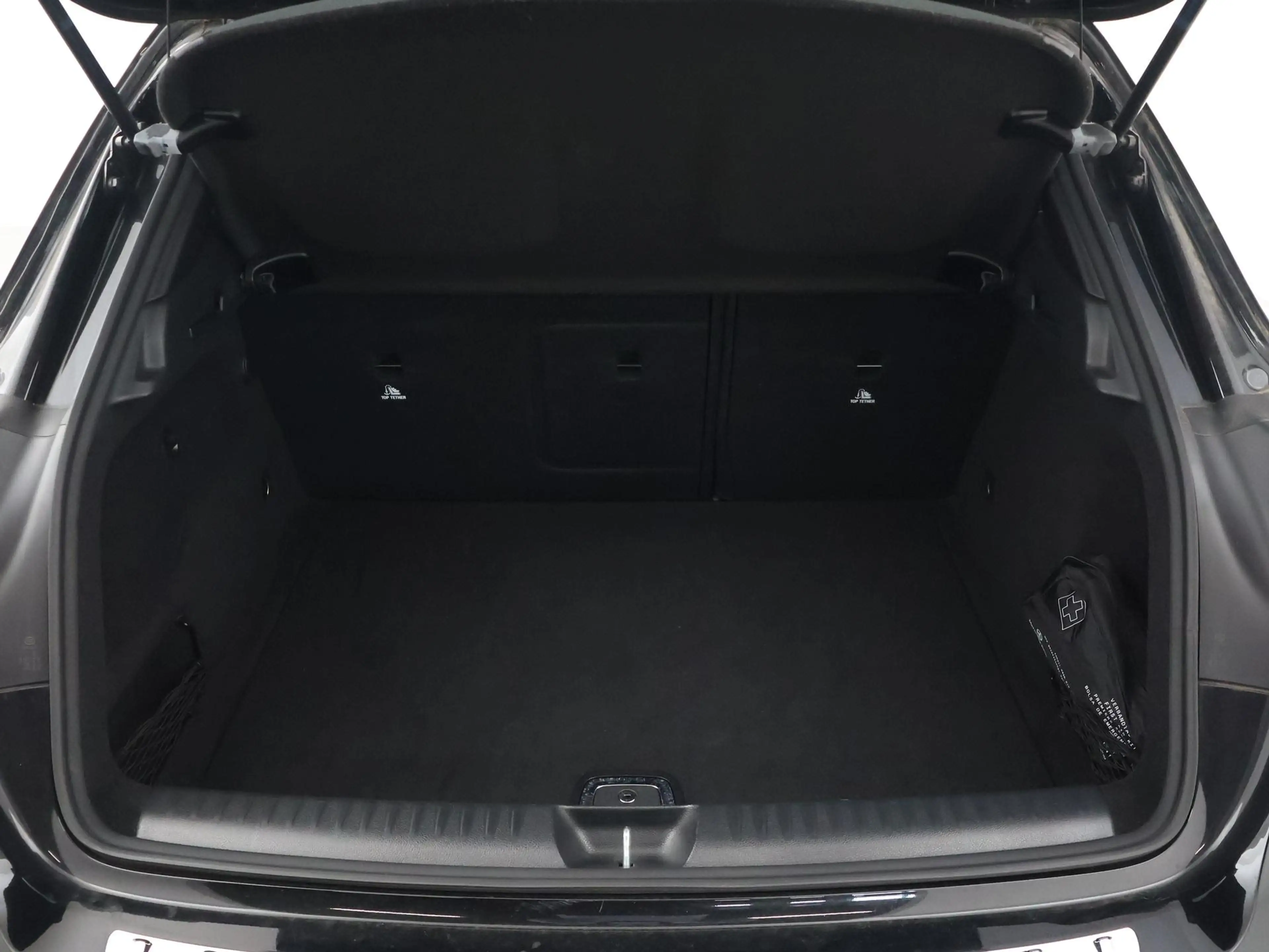 Mercedes-Benz GLA 200 156 PK AUT. AMG SPORT + 18 INCH | DAB | STOELVERW. — photo 18