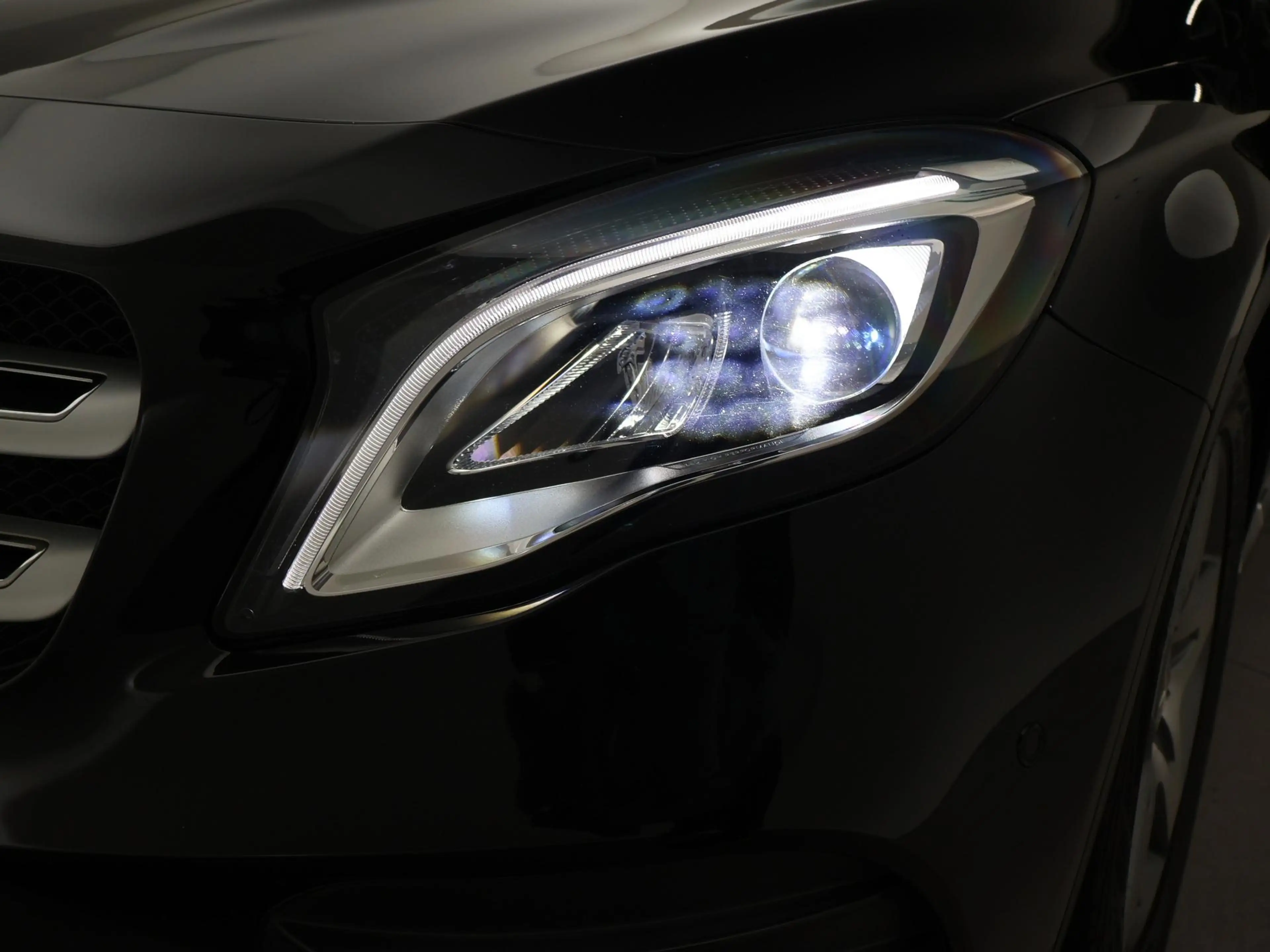 Mercedes-Benz GLA 200 156 PK AUT. AMG SPORT + 18 INCH | DAB | STOELVERW. — photo 12