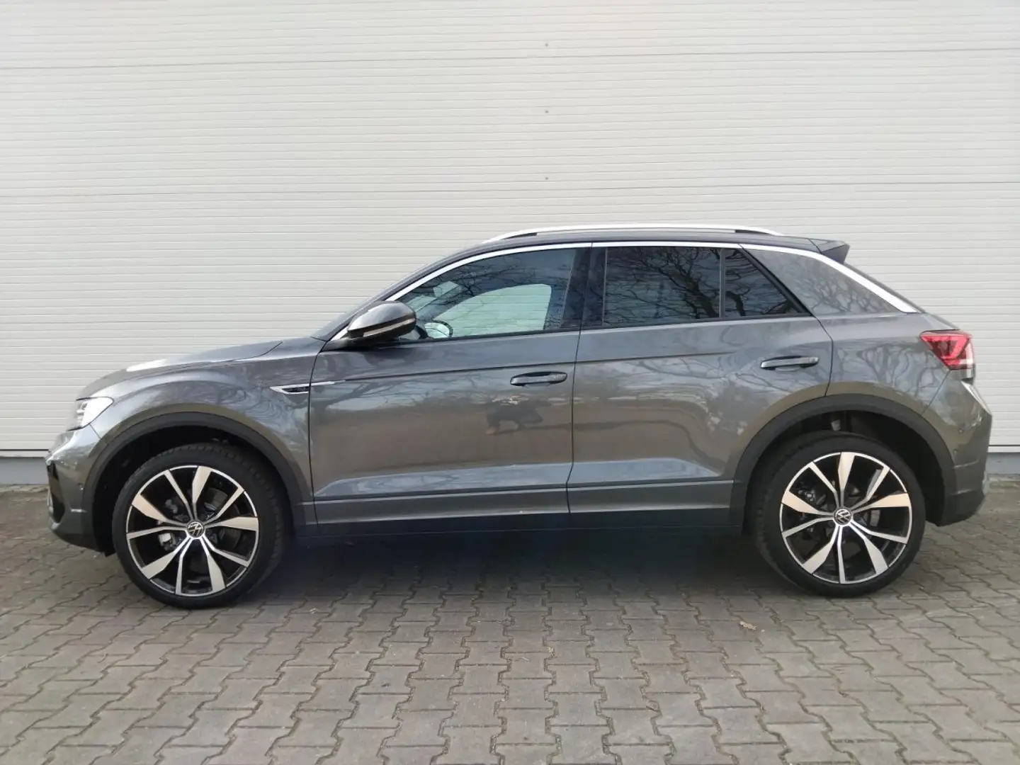 Volkswagen T-Roc 2.0 TSI R-Line 4Motion AHK RFK DSG LED Klima Grau - 2