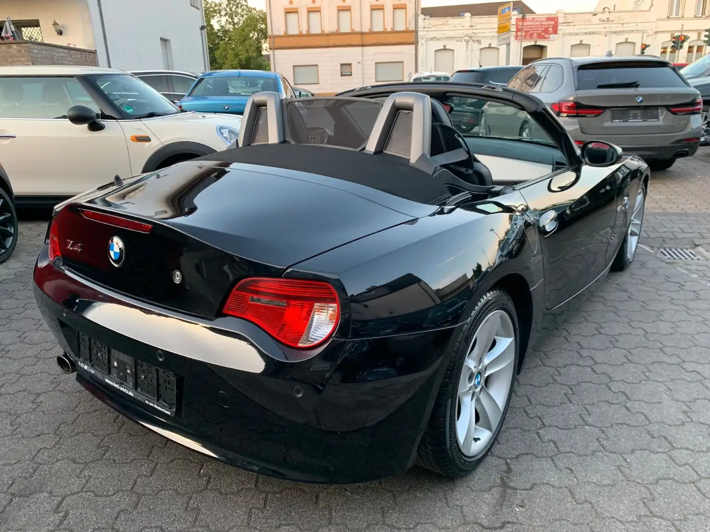 BMW Z4 Roadster 2.0i M Sport M Aerodynamik M Lenkrad Schwarz - 2