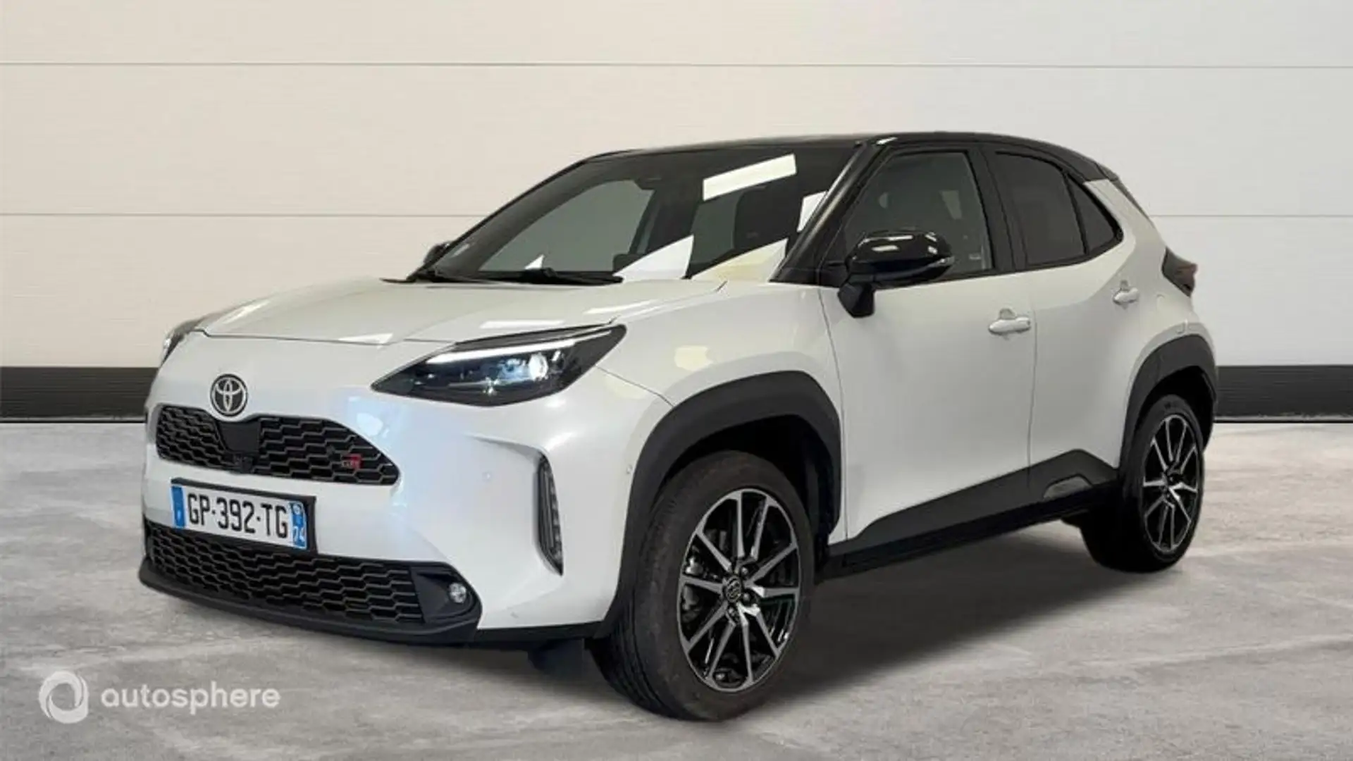 Toyota Yaris Cross 116h GR Sport MY22 - 1