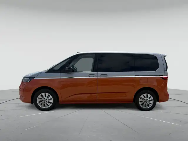 Volkswagen Multivan view 4