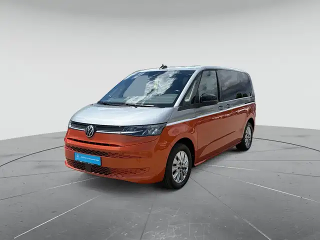 Volkswagen Multivan view 2