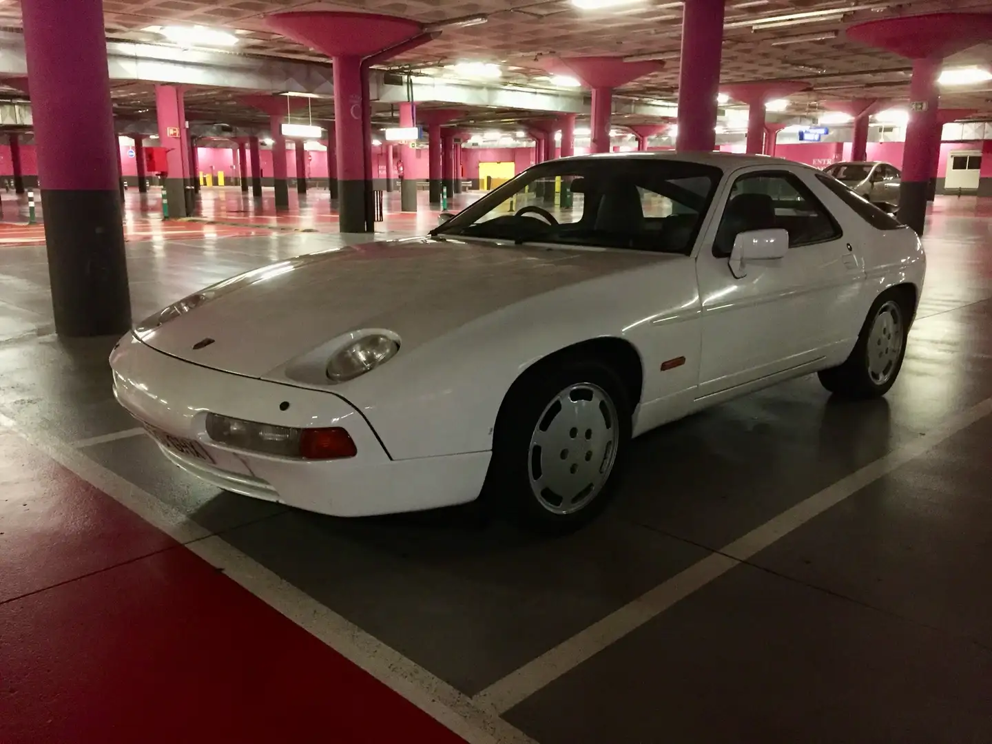 Porsche 928 S4 manual - 1