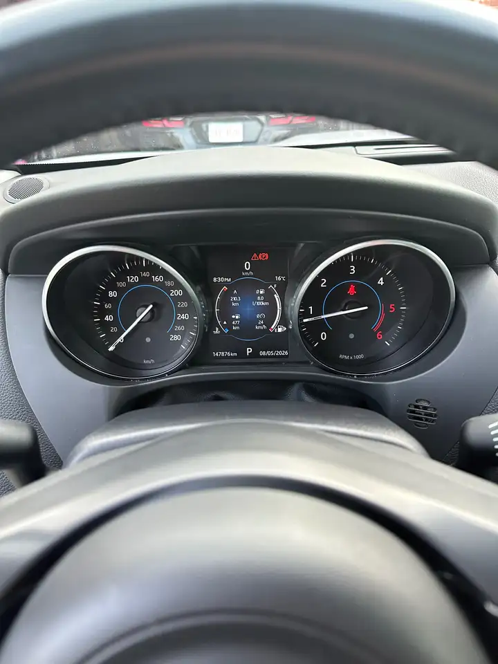 Jaguar F-Pace снимка Jaguar F-Pace