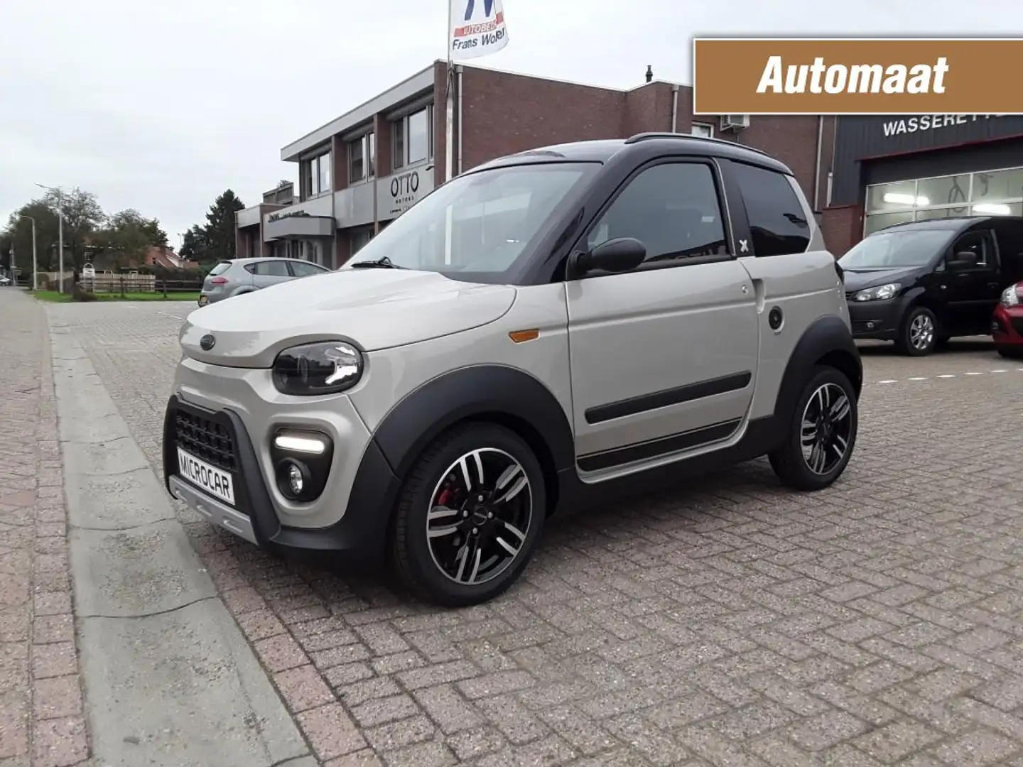 Microcar M.Go 6 X DCI / AIRCO / STUURBEKRACHTIGING Gris - 1