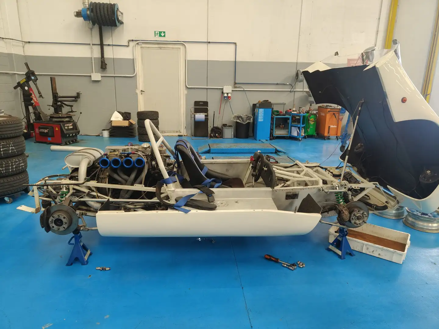 Lotus 23B Білий - 1