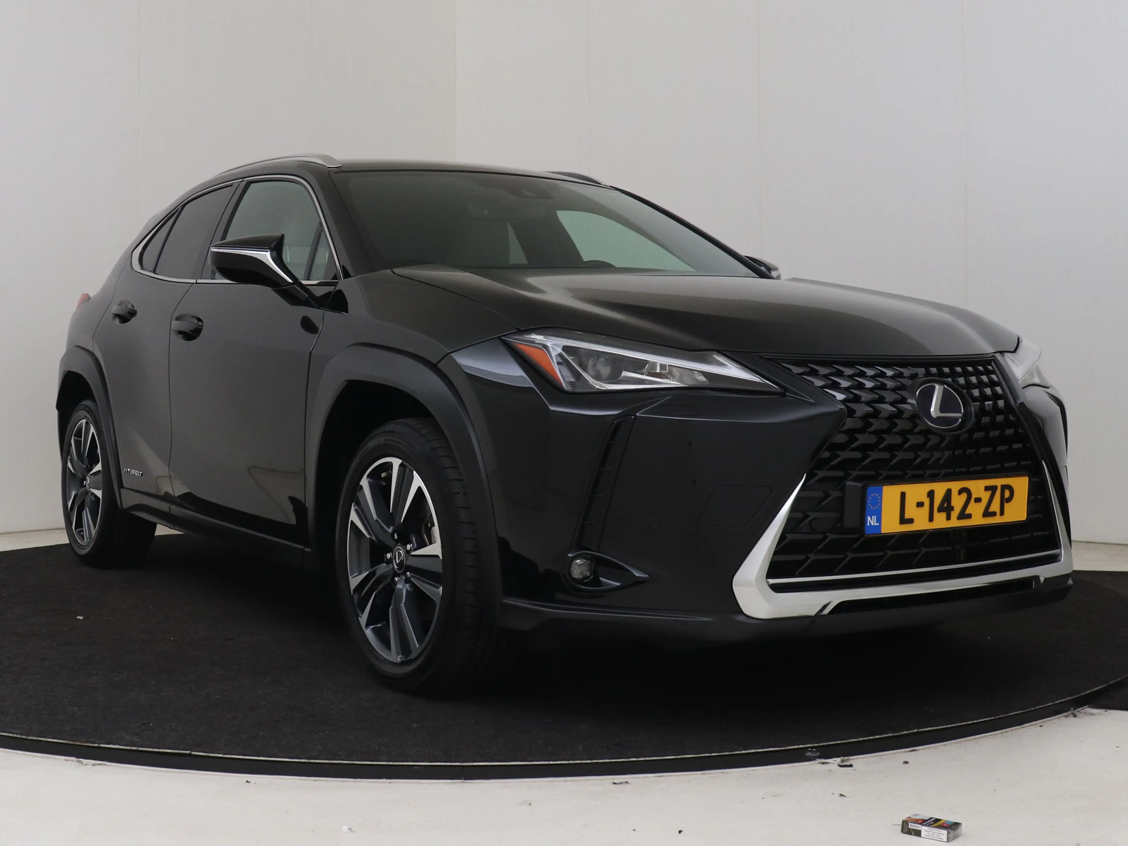 Lexus UX 250h Preference Line | NL dealeronderhouden | — photo 15
