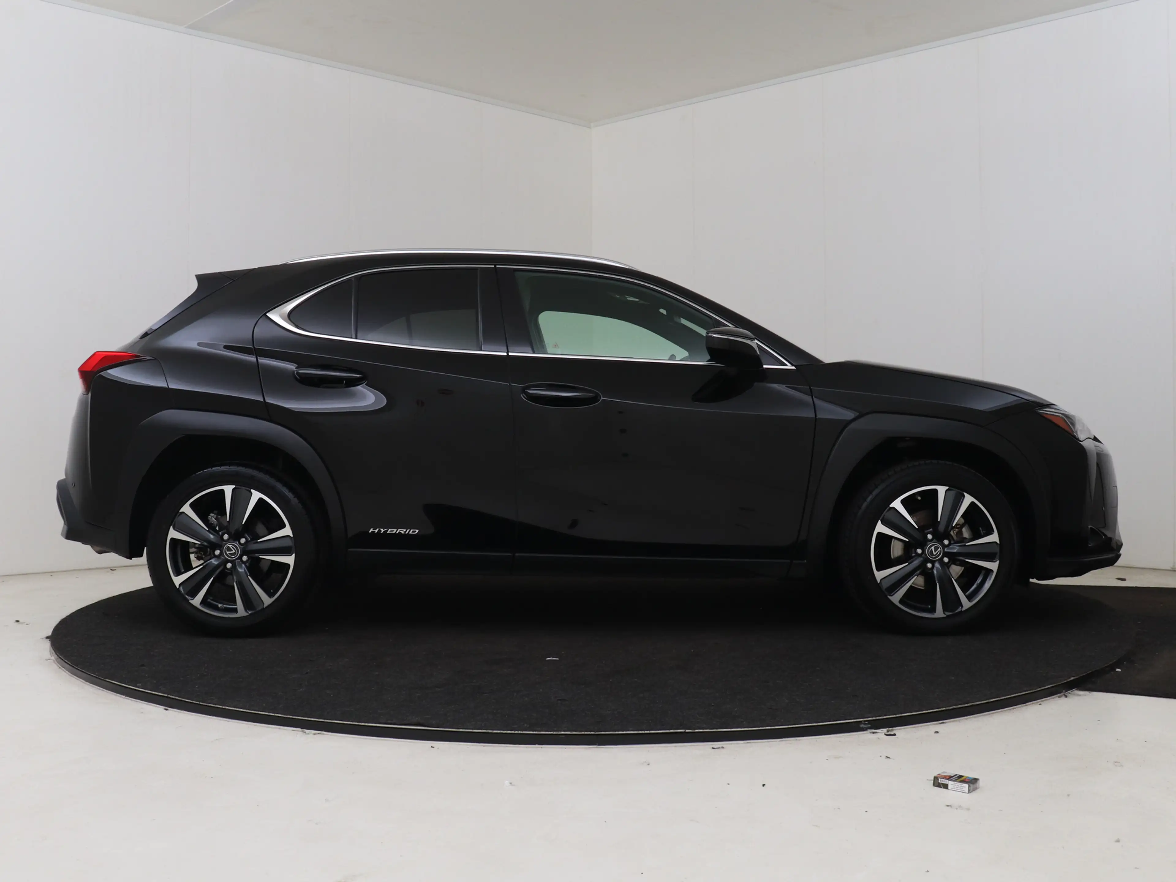 Lexus UX 250h Preference Line | NL dealeronderhouden | — photo 14