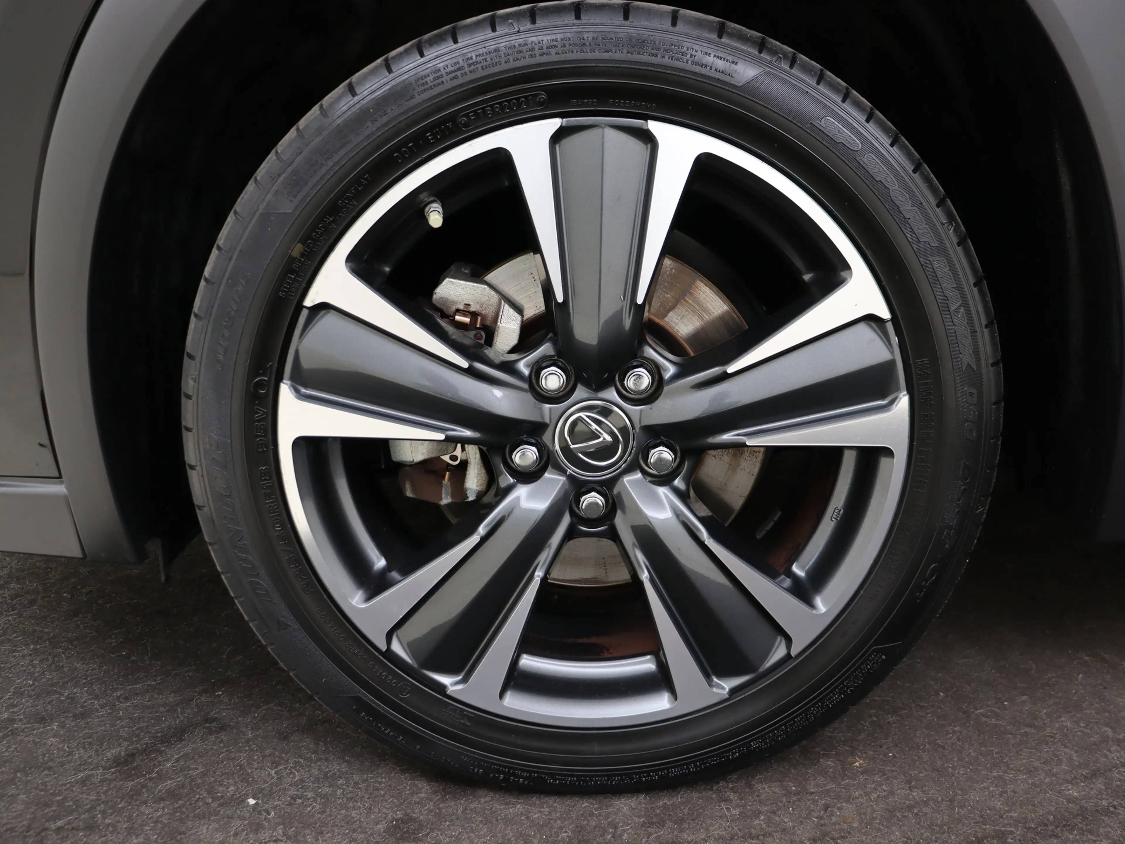 Lexus UX 250h Preference Line | NL dealeronderhouden | — photo 5