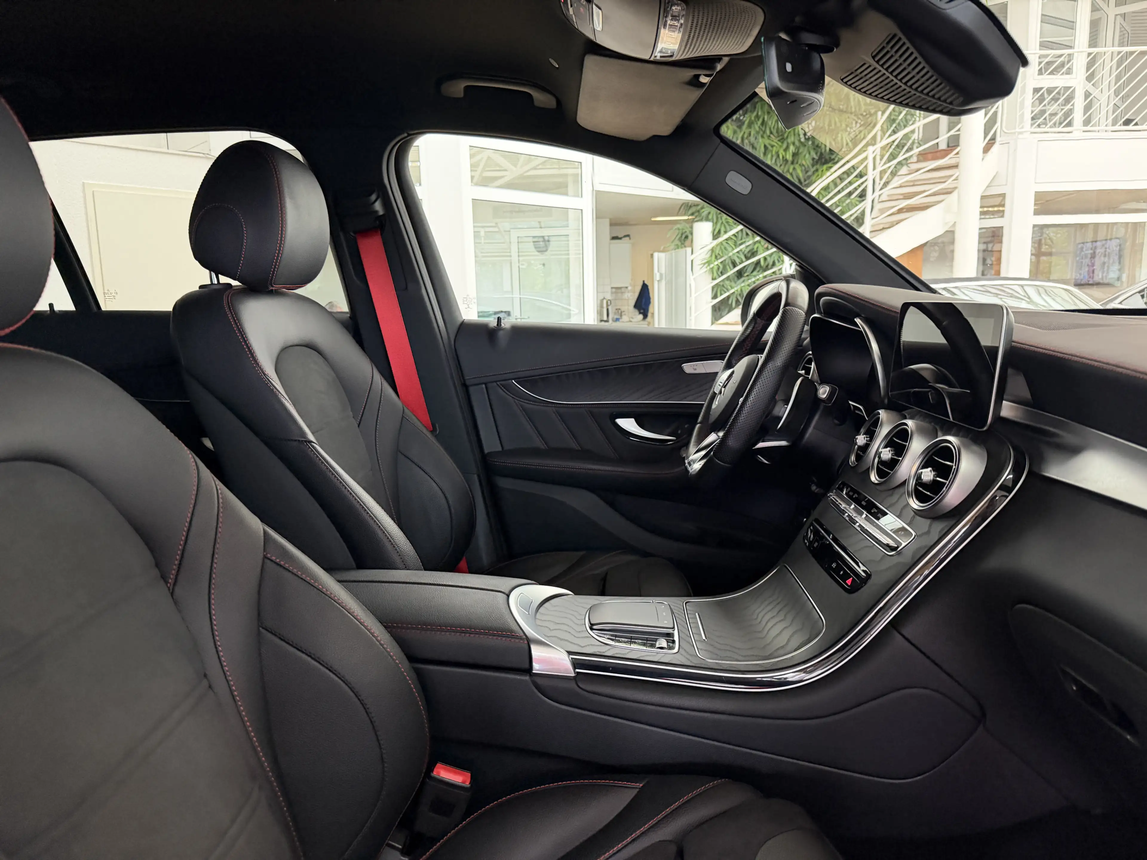 Mercedes-Benz GLC 43 AMG 4M *KEY GO*LED*360°*NiGHT*DiSTRO* — photo 15