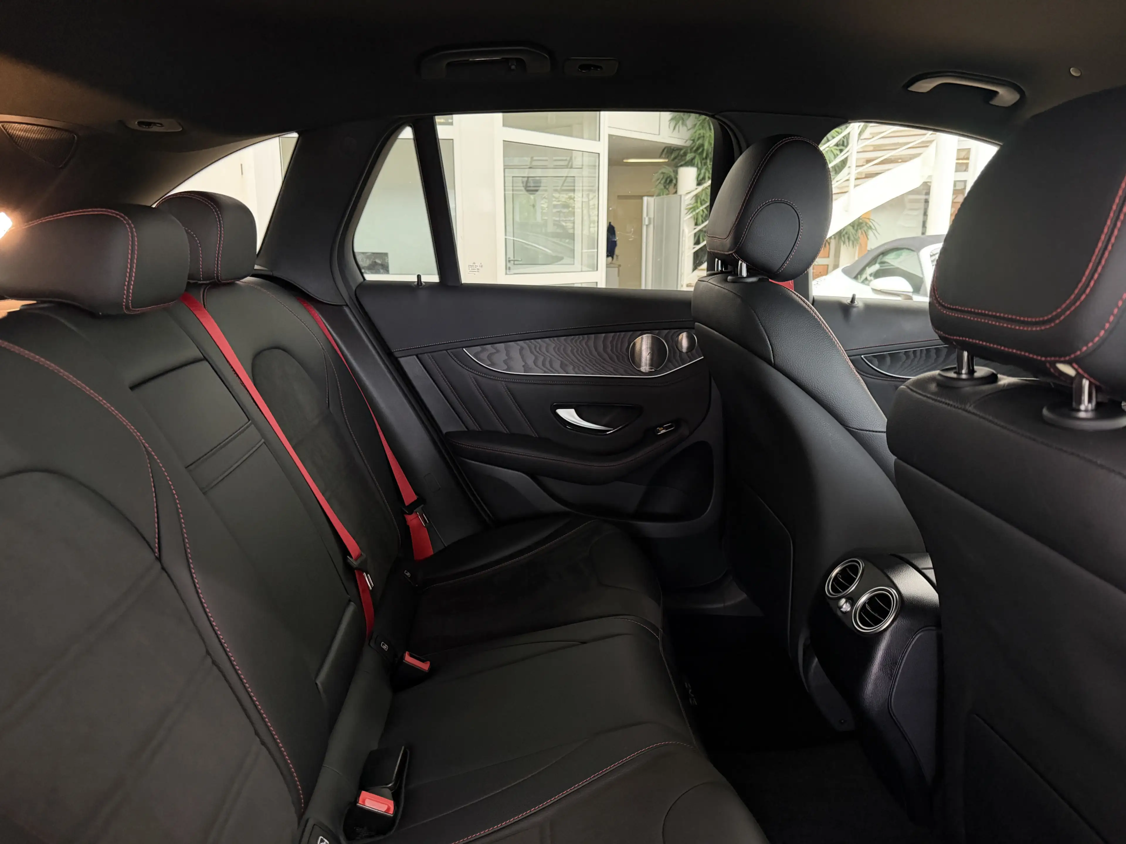 Mercedes-Benz GLC 43 AMG 4M *KEY GO*LED*360°*NiGHT*DiSTRO* — photo 13