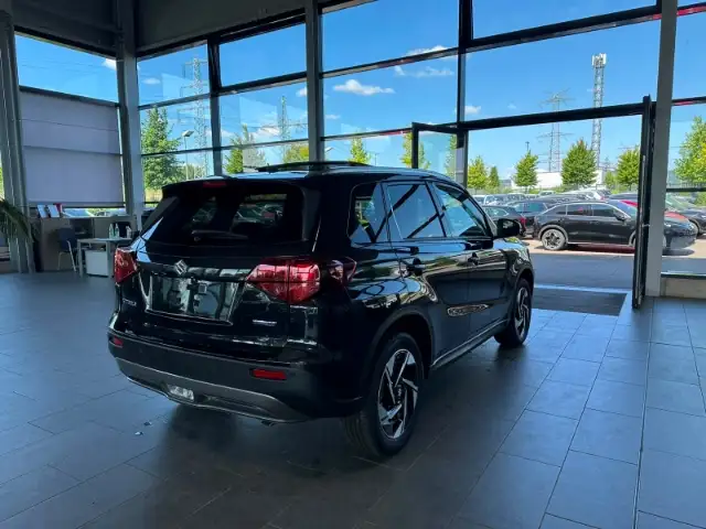 Suzuki Vitara view 5