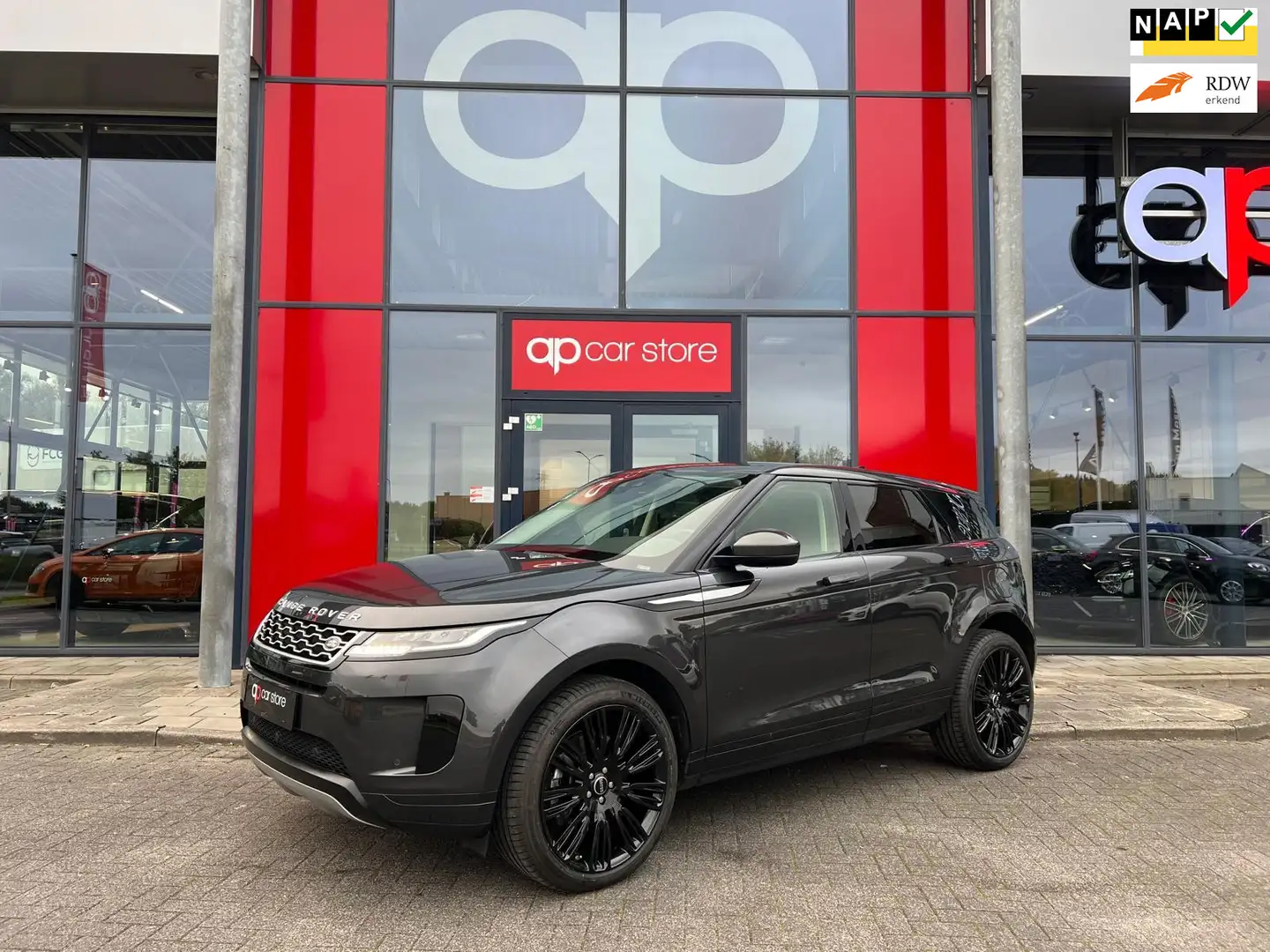Land Rover Range Rover Evoque 1.5 P300e AWD SE Panorama Grijs - 1