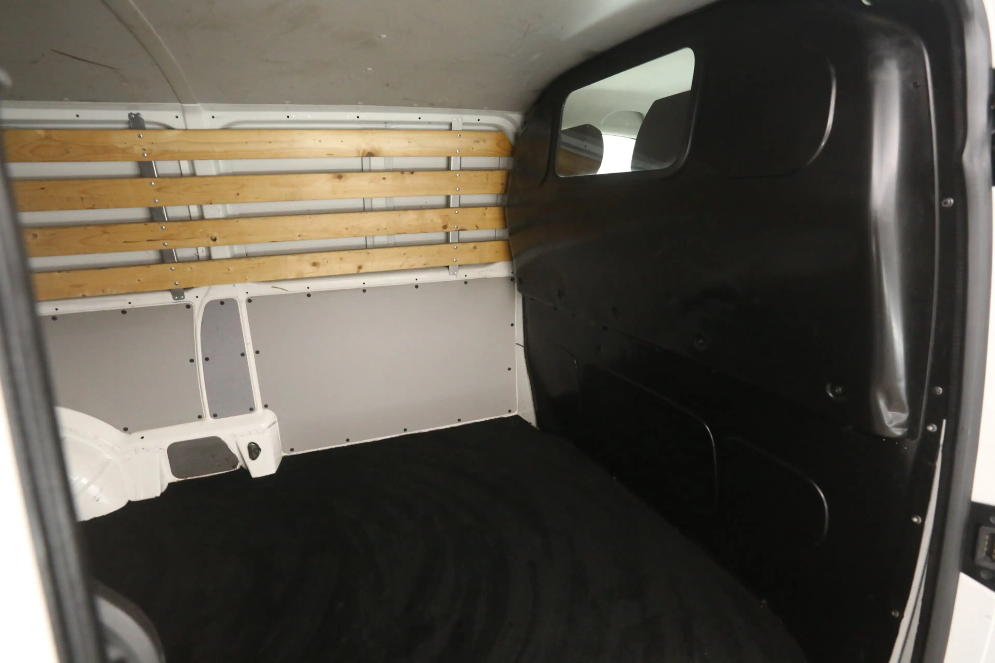 Volkswagen T6.1 Transporter 2.0 TDI L2H1 150PK | Airco | Cruise | Carplay | 3 — photo 24