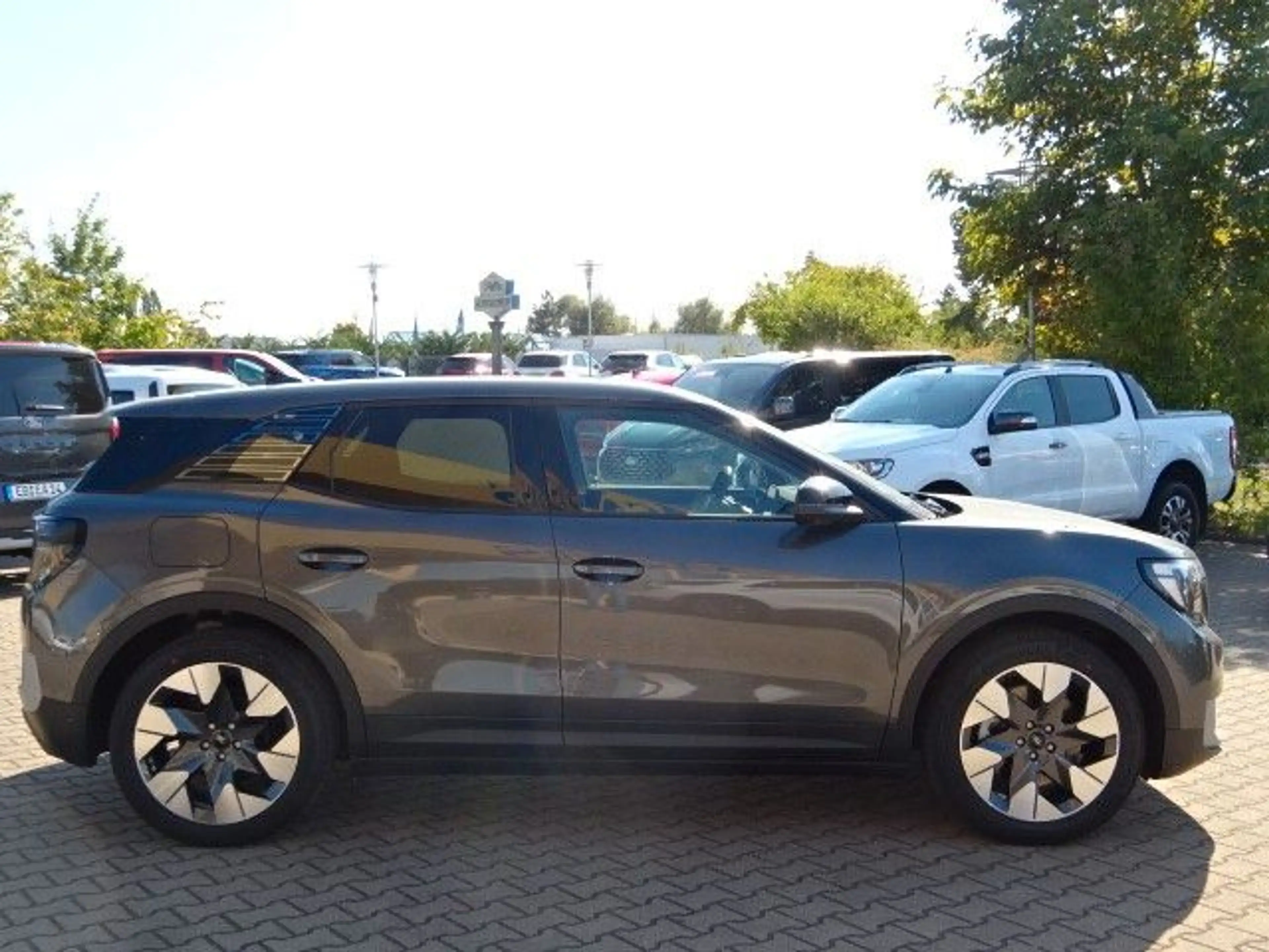 Ford Explorer Premium Extended Range 77kWh RWD — photo 7