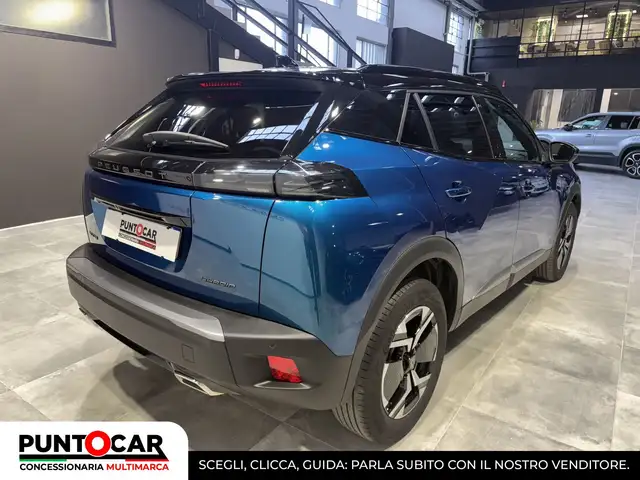 Peugeot 2008 view 8
