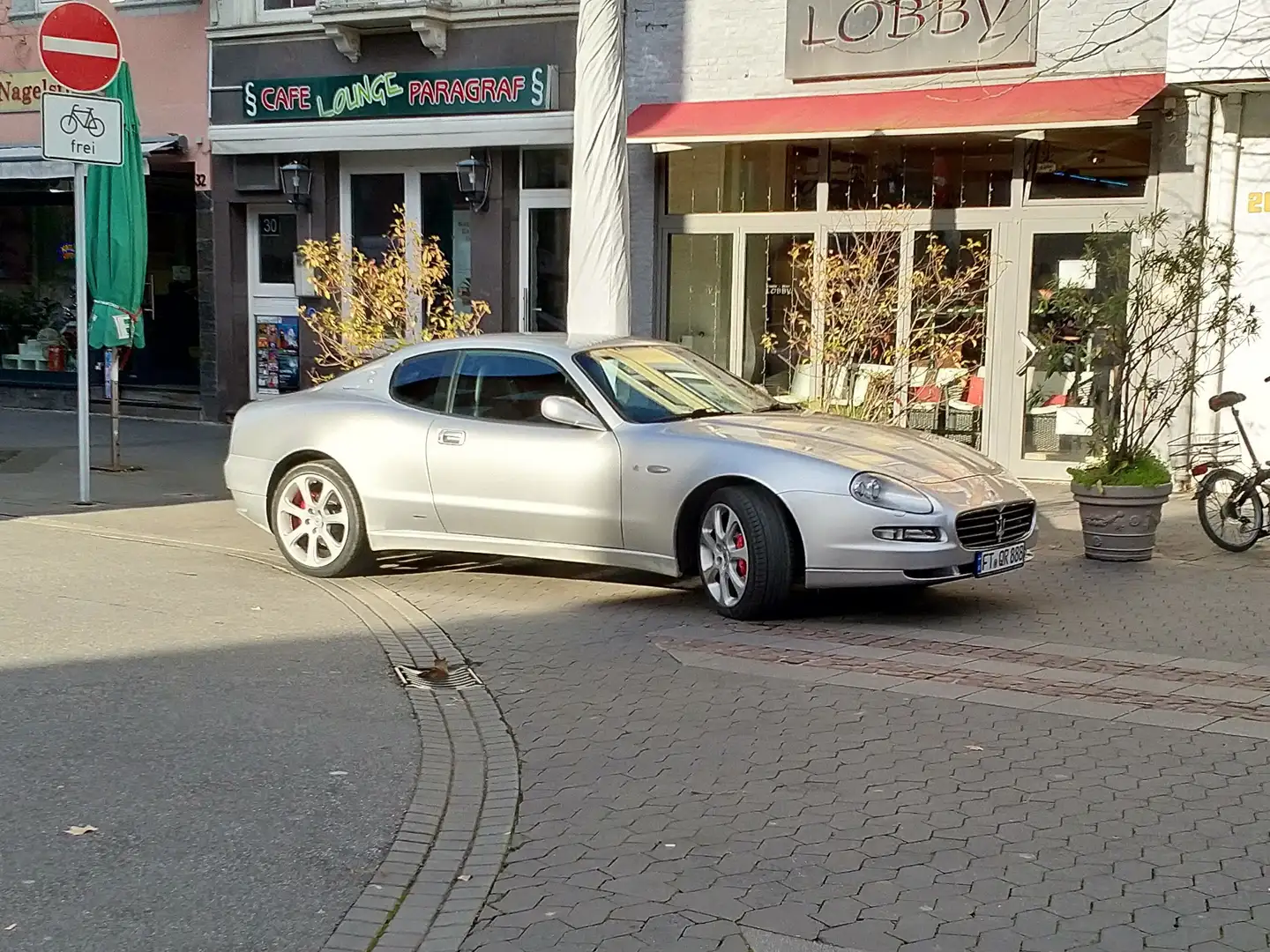 Maserati 4200 Silber - 1