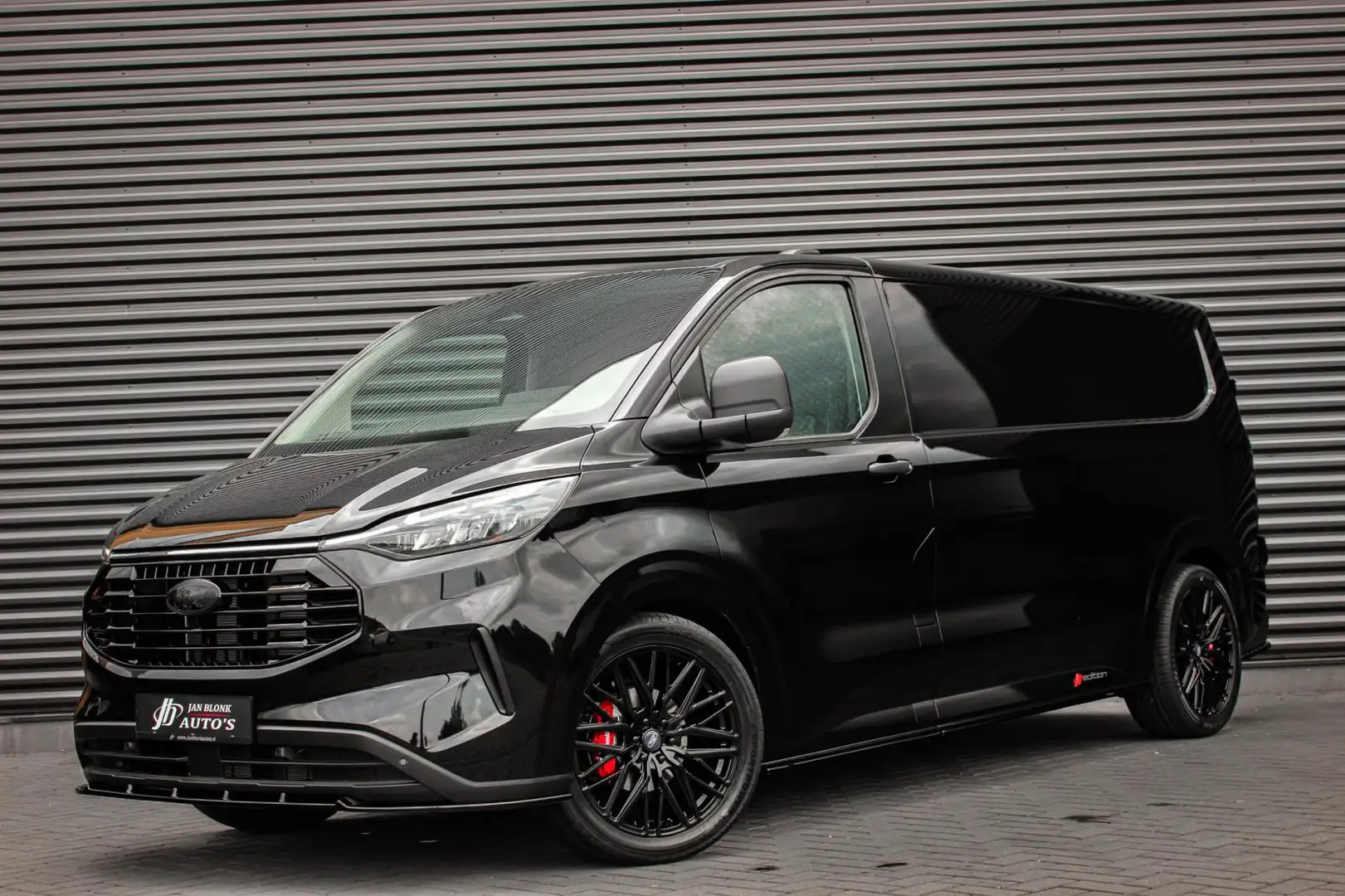 Ford Transit Custom 300 2.0 TDCI L2H1 AUTOMAAT 136PK JB- EDITION / FUL Zwart - 1