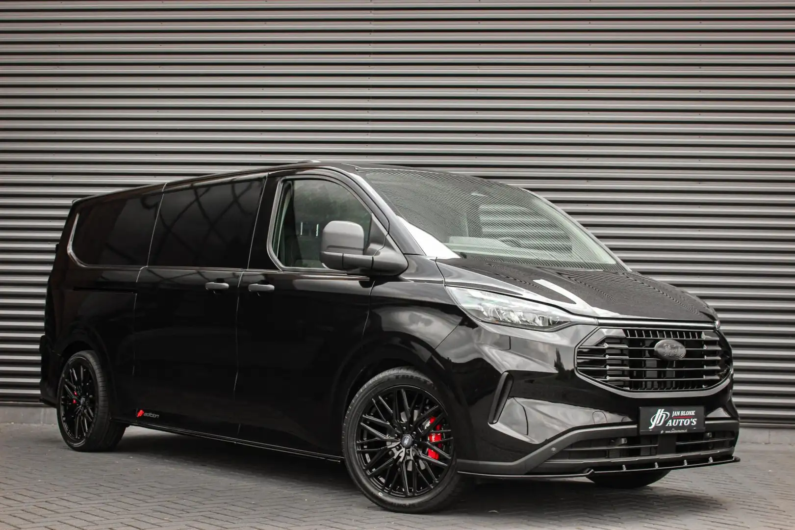 Ford Transit Custom 300 2.0 TDCI L2H1 AUTOMAAT 136PK JB- EDITION / FUL Zwart - 2