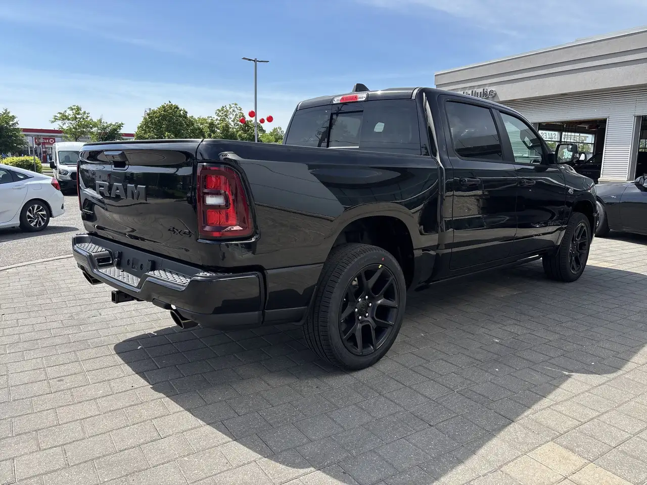 RAM 1500 снимка RAM 1500