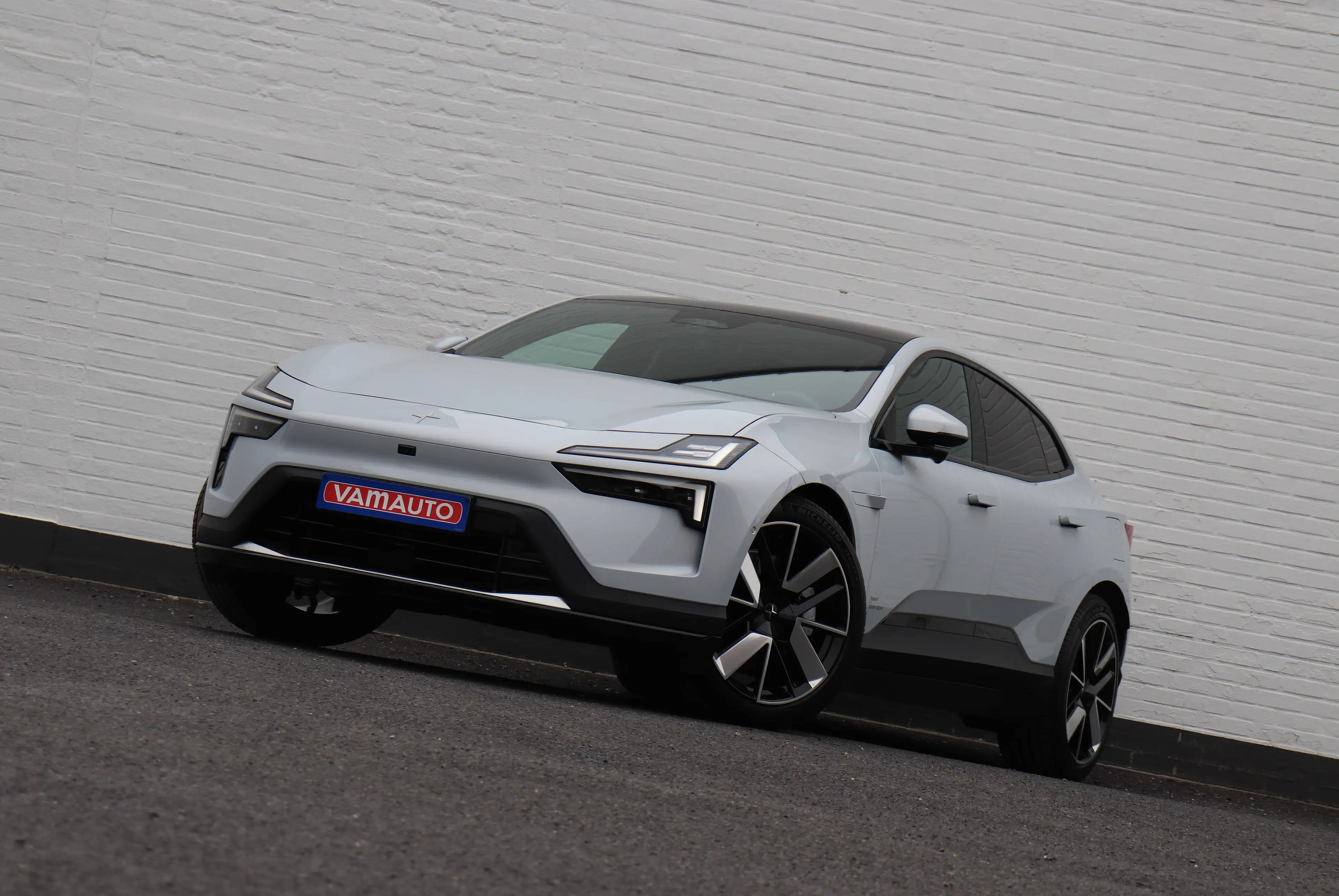 Polestar 4 100 kWh Long Range Dual Motor - Plus&Pilot/NappaLeather/TintedWindow/21"/SOH=99,7%/NEW!!! — photo 17