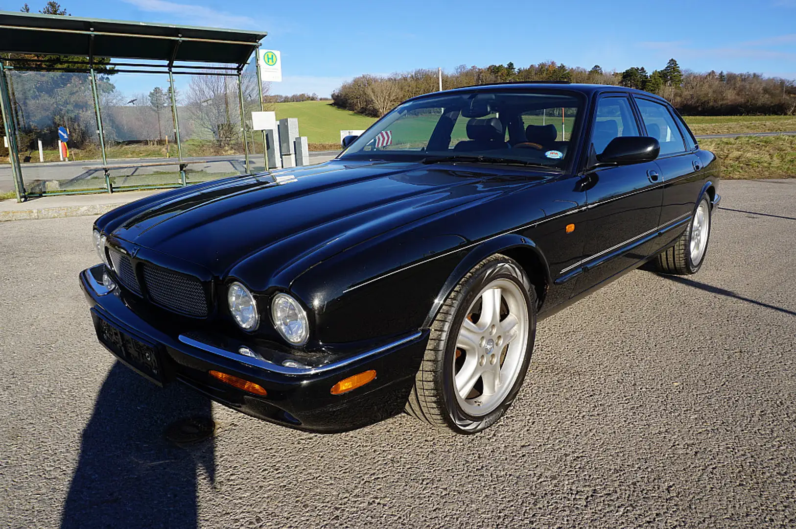 Jaguar XJ R8 4,0 Kompressor Schwarz - 2