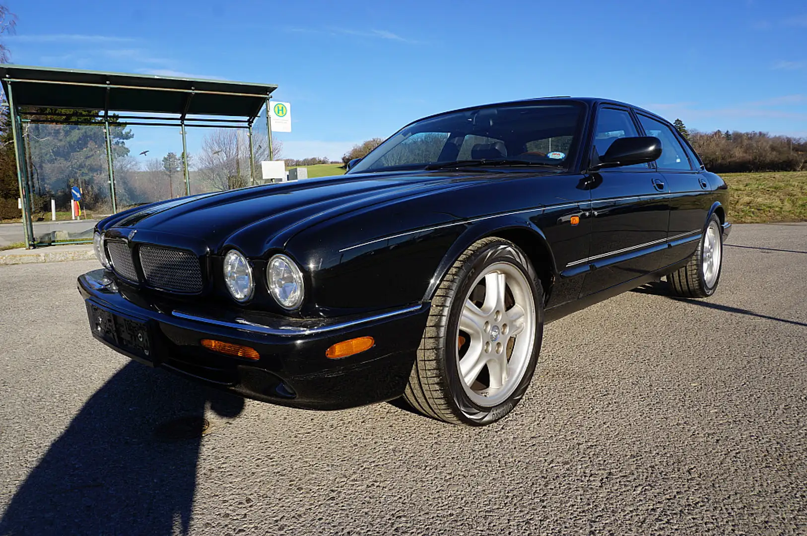 Jaguar XJ R8 4,0 Kompressor Schwarz - 1