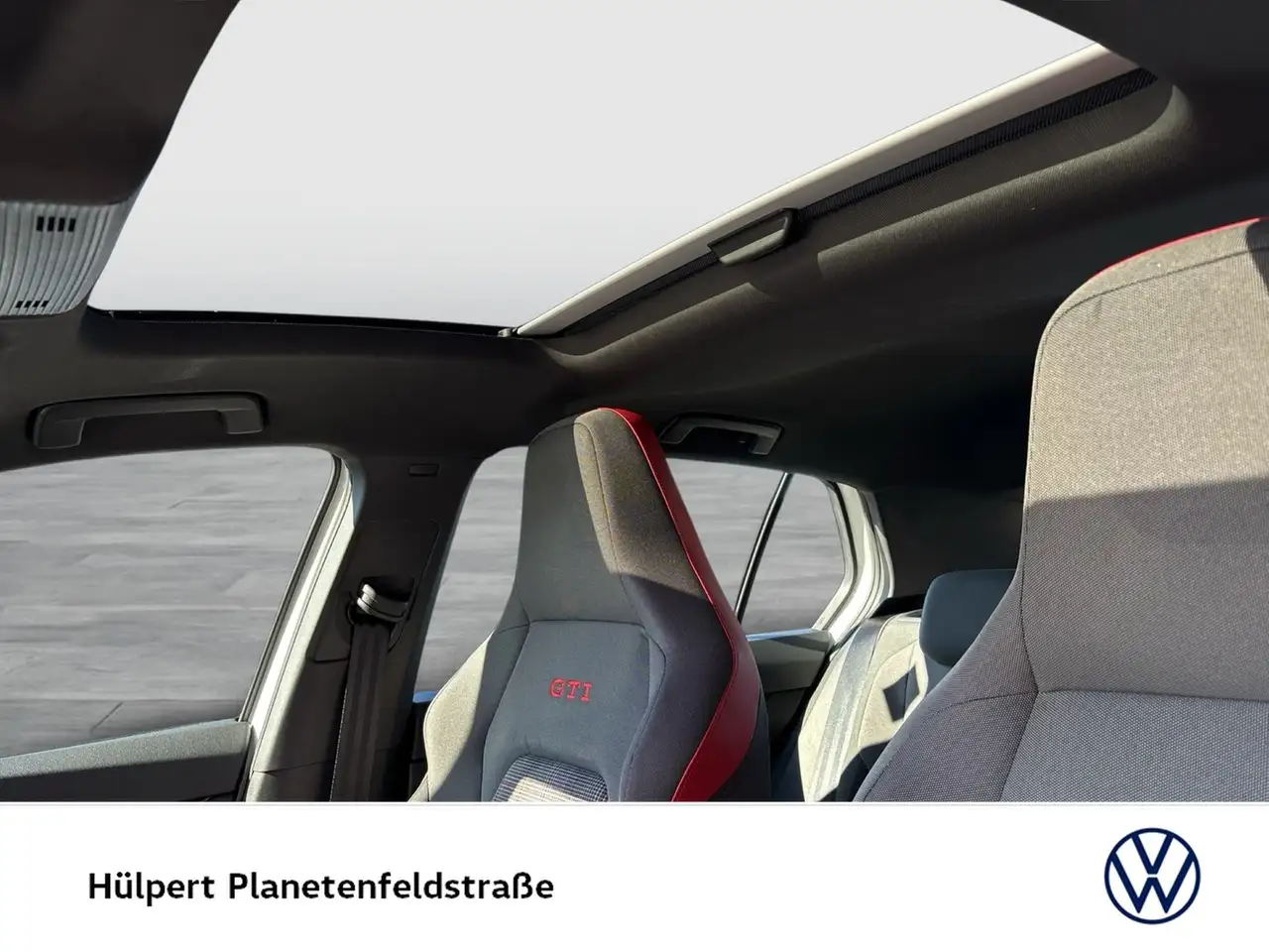 Volkswagen Golf VIII 2.0 GTI PANO NAVI LED+ LM17 CARPLAY 18