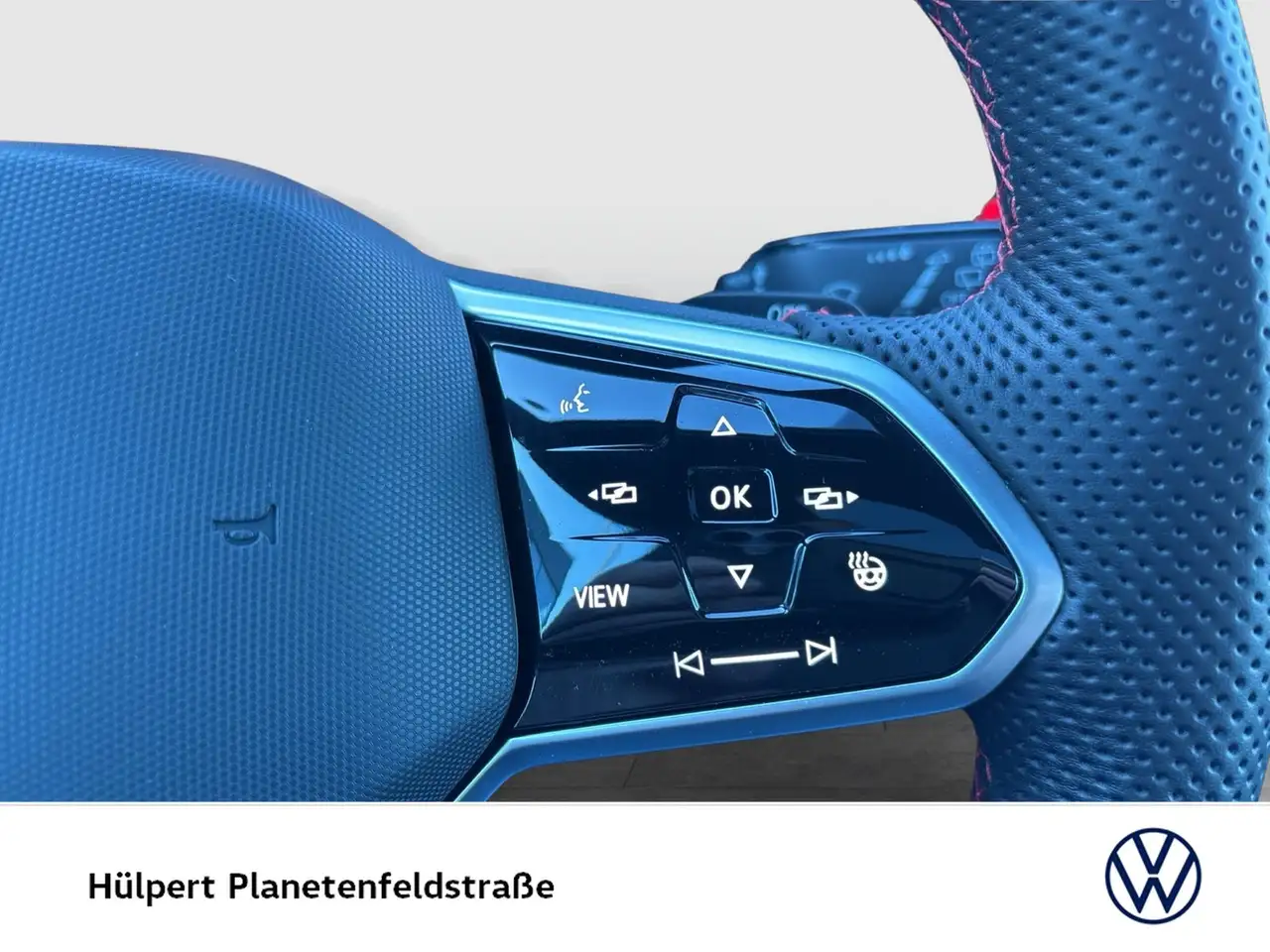 Volkswagen Golf VIII 2.0 GTI PANO NAVI LED+ LM17 CARPLAY 15