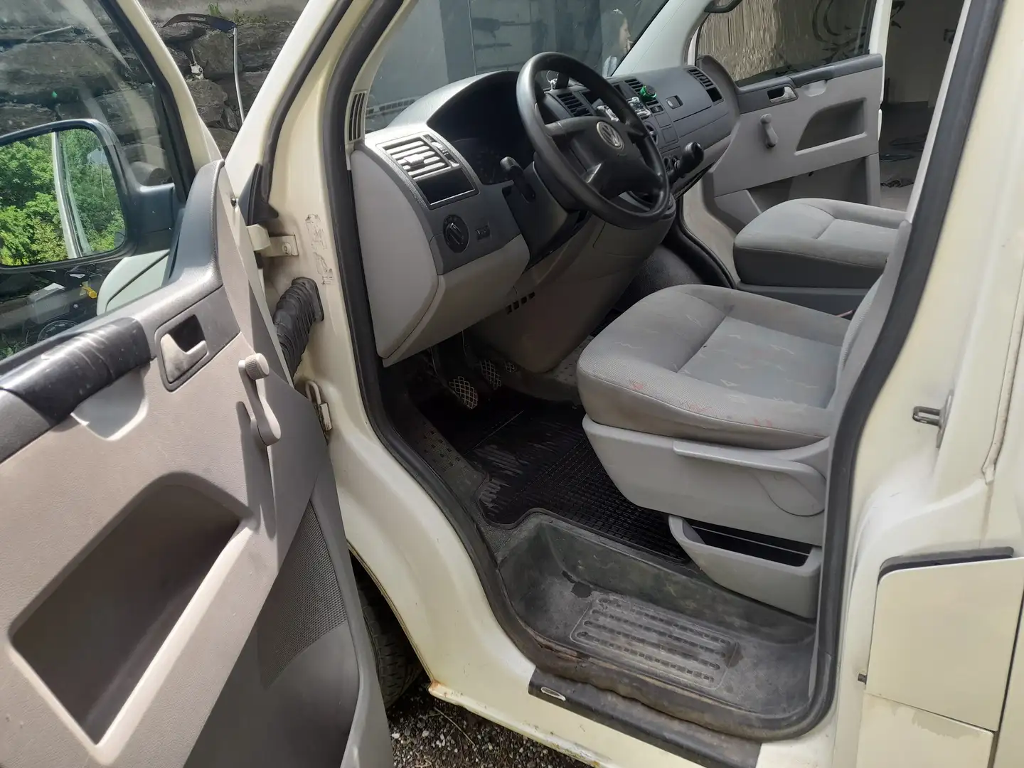 Volkswagen T5 Transporter Volkswagen T5 Weiß - 2