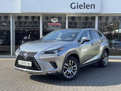 Lexus NX 300h AWD Luxury Line | Panoramadak, Premium Navigatie,