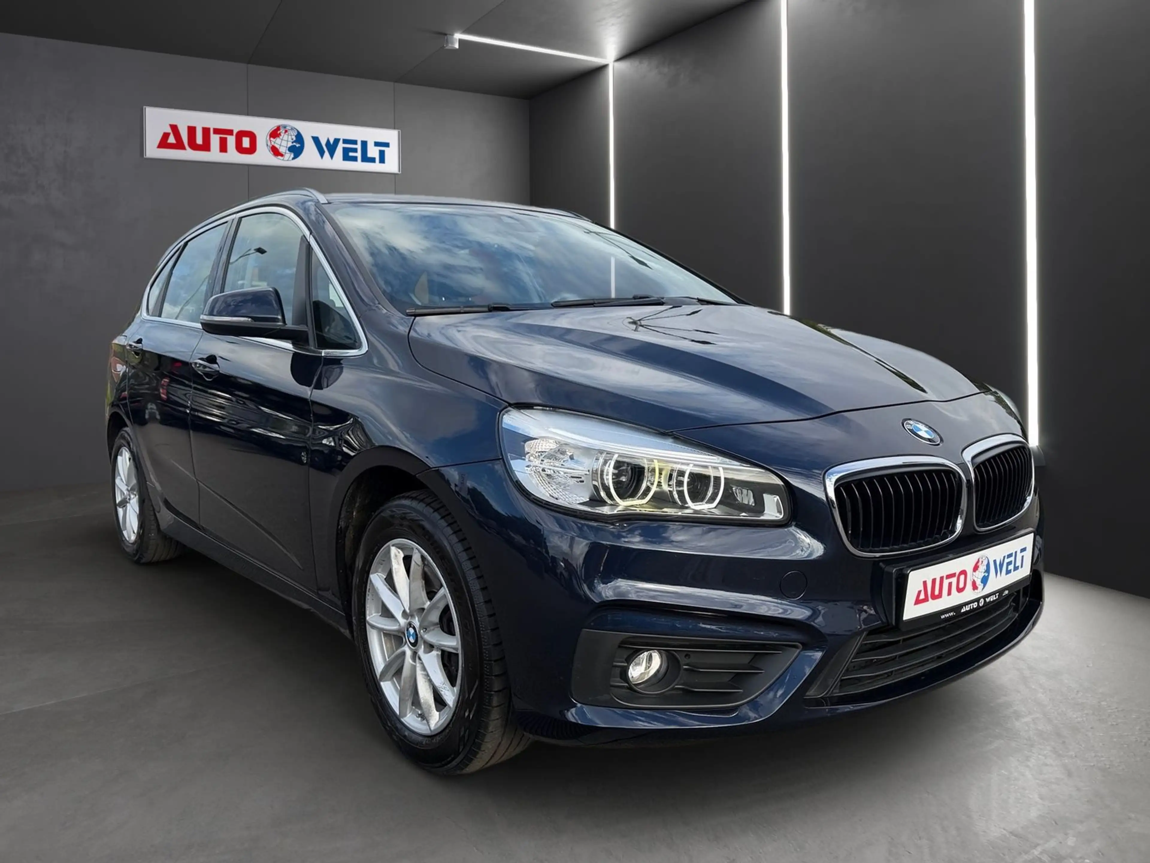 BMW 218 Navi AHK PDC Tempomat Leder — photo 2
