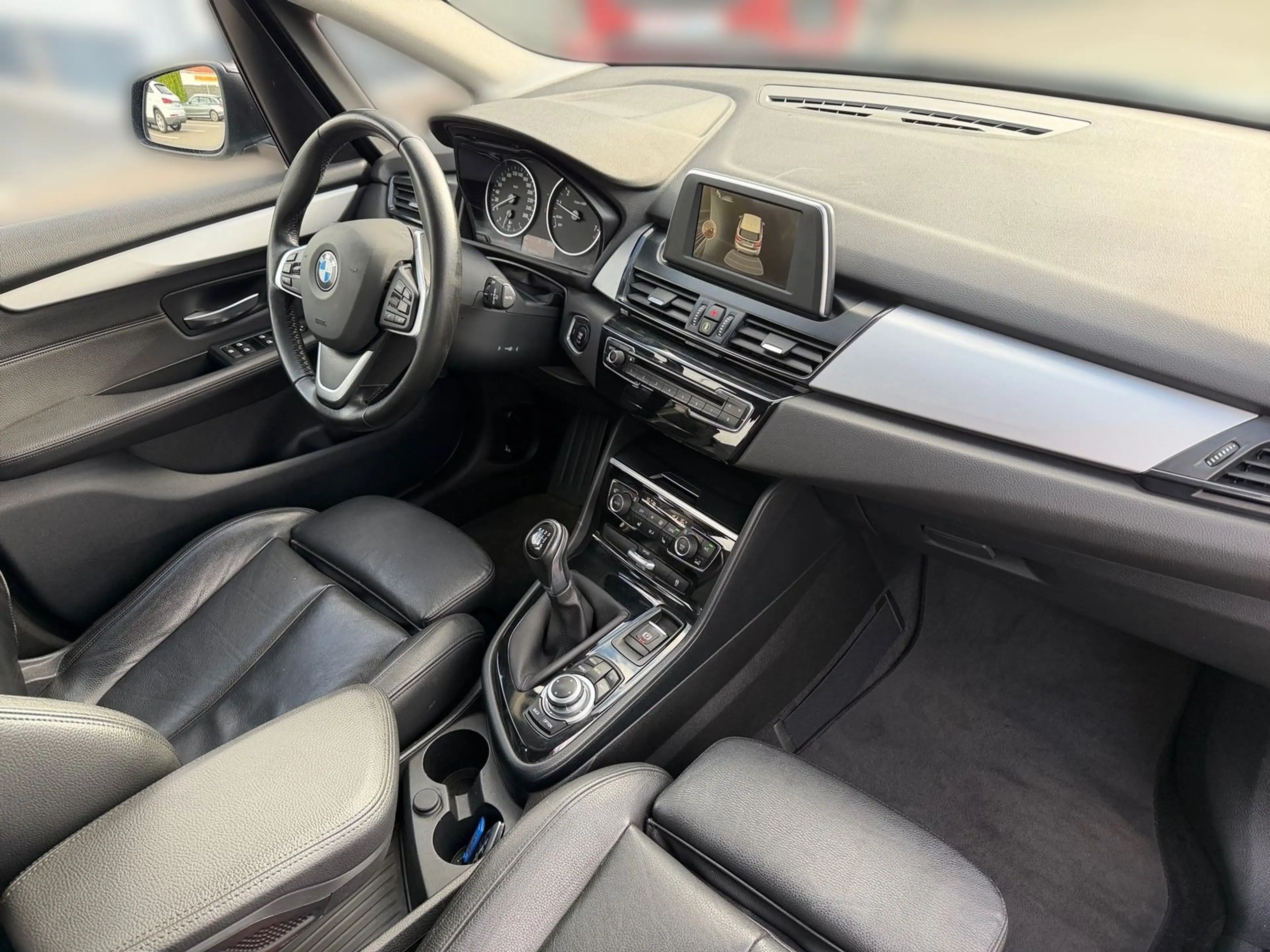 BMW 218 Navi AHK PDC Tempomat Leder — photo 14