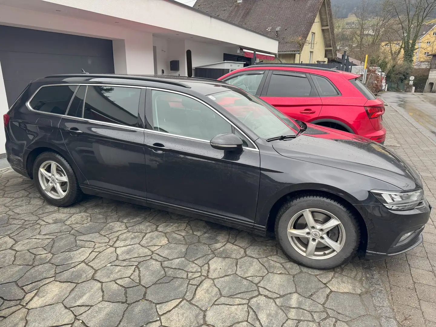 Volkswagen Passat Variant Passat Variant Business 2,0 SCR TDI DSG Business Schwarz - 2