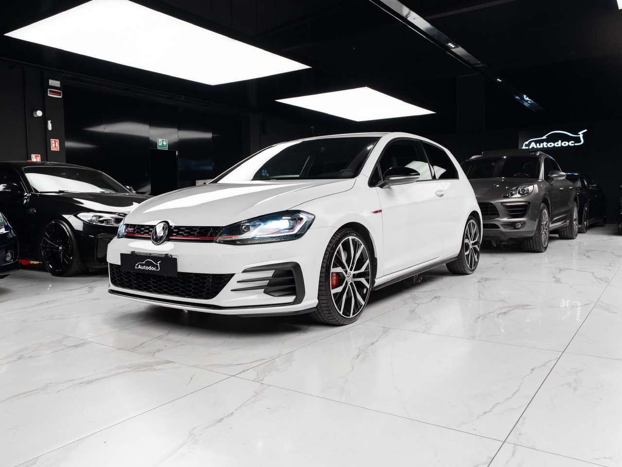 Volkswagen Golf GTI 2017 3p 2.0 tsi Performance 245cv dsg