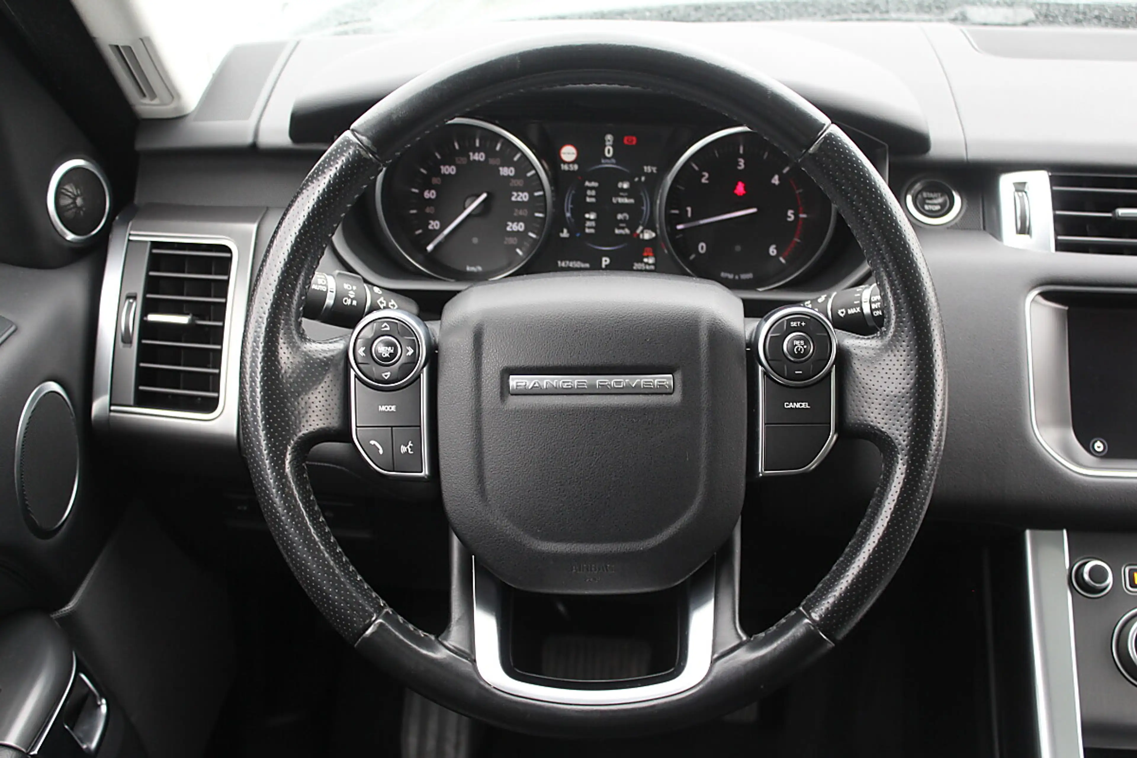 Land Rover Range Rover Sport 3,0 TDV6 SE — photo 6