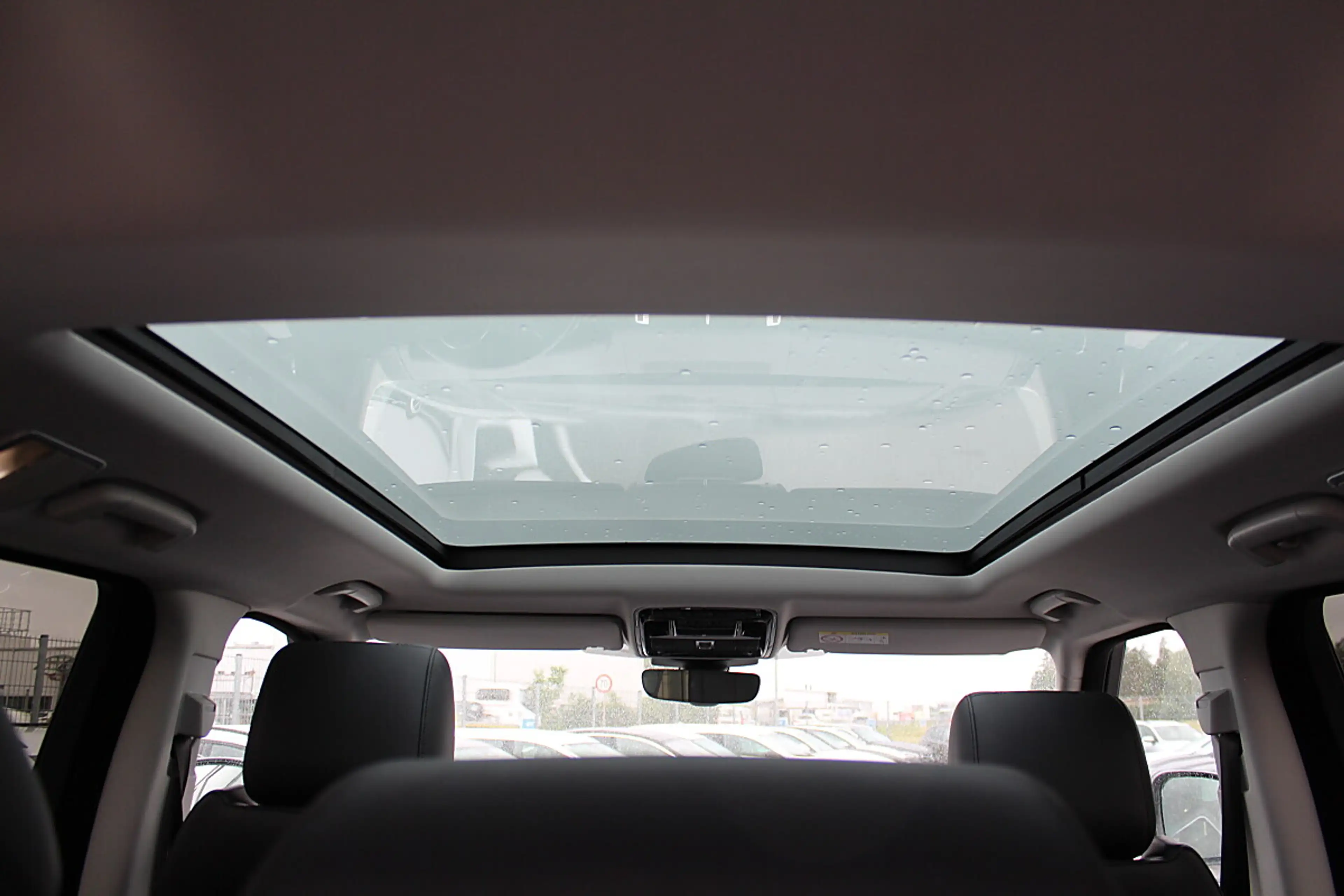 Land Rover Range Rover Sport 3,0 TDV6 SE — photo 14