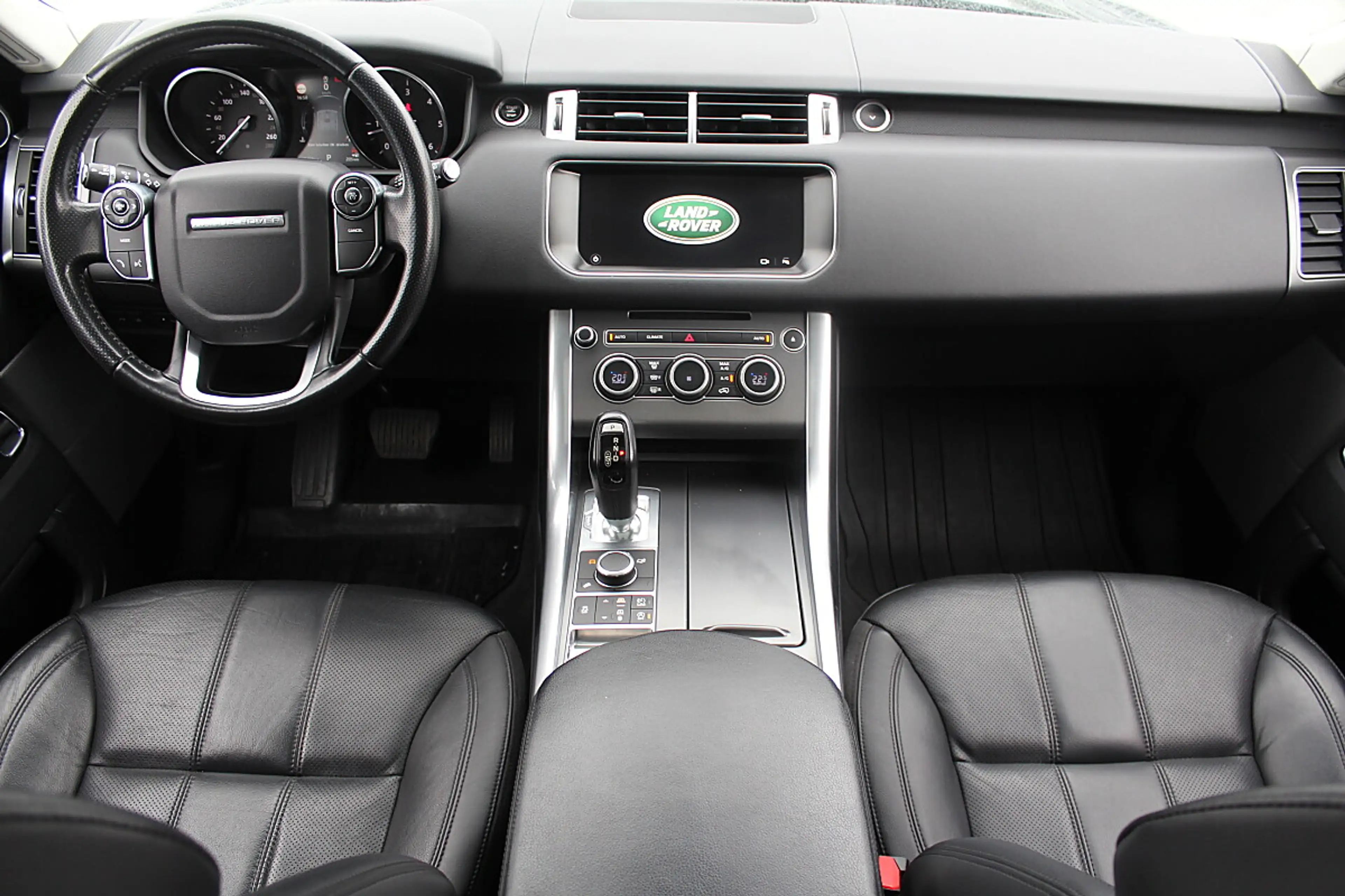 Land Rover Range Rover Sport 3,0 TDV6 SE — photo 2
