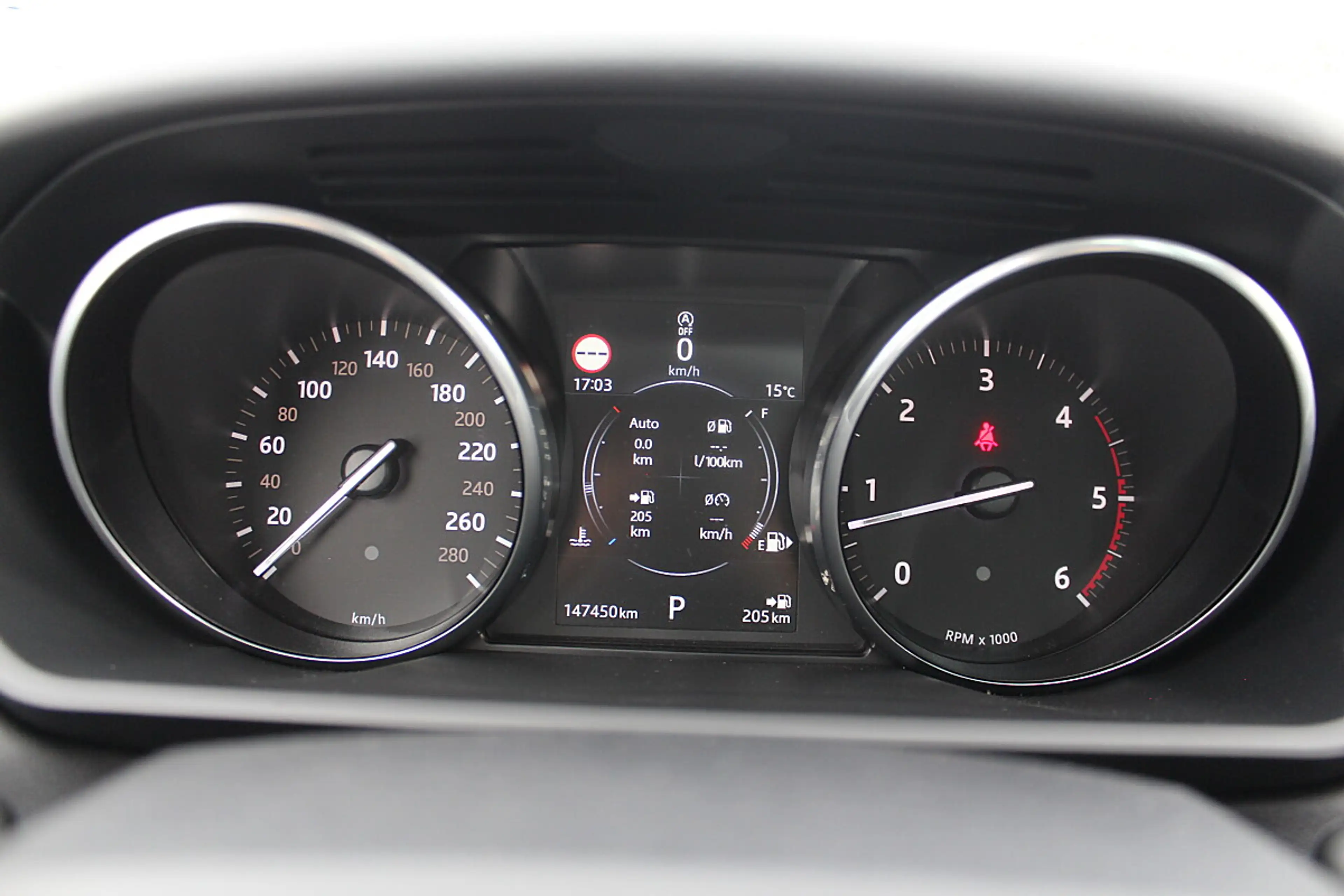 Land Rover Range Rover Sport 3,0 TDV6 SE — photo 12