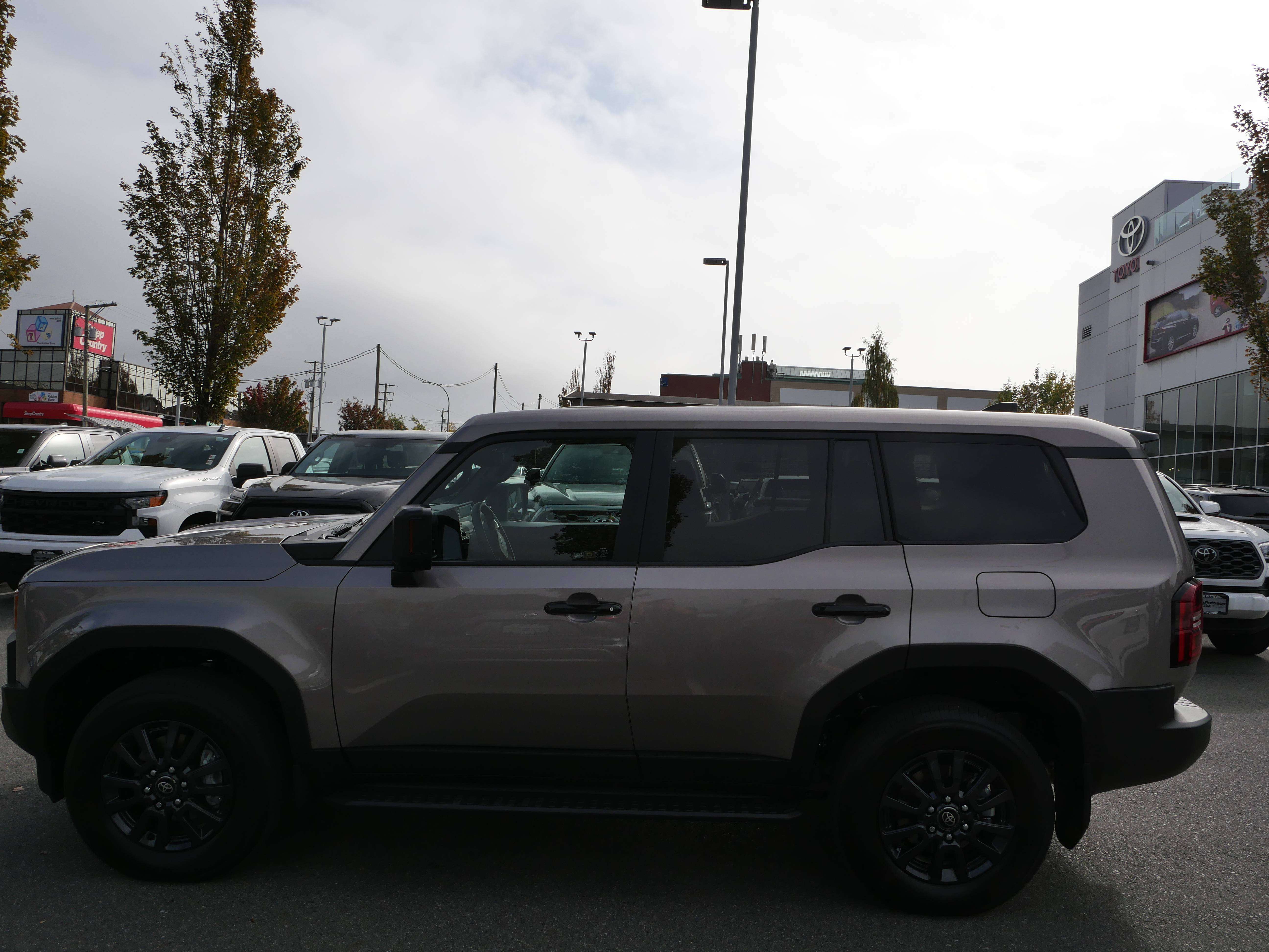 2027 Toyota Land Cruiser