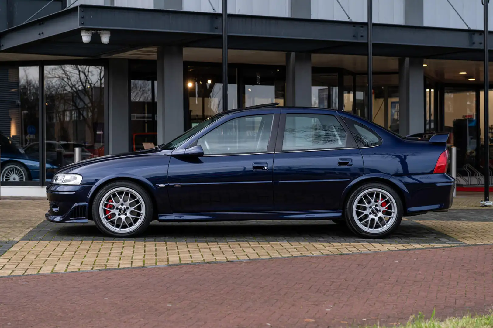 Opel Vectra 2.5 V6 I500 Blau - 2