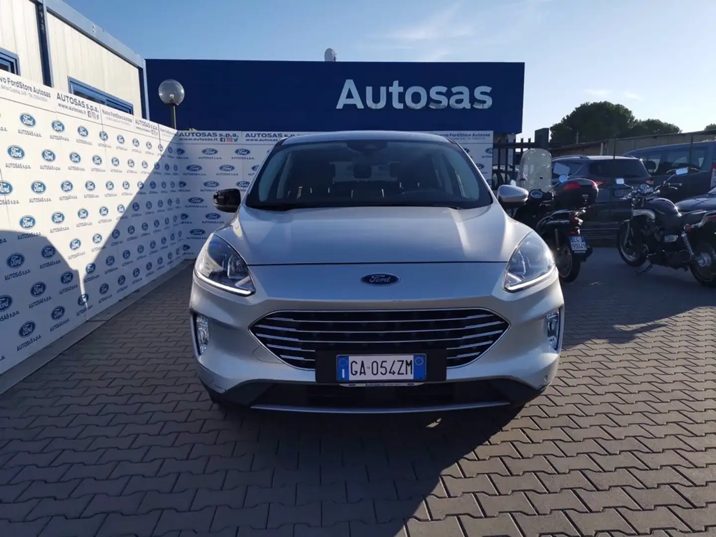 Ford Kuga 1.5 EcoBlue 120 CV 2WD Titanium Grau - 1