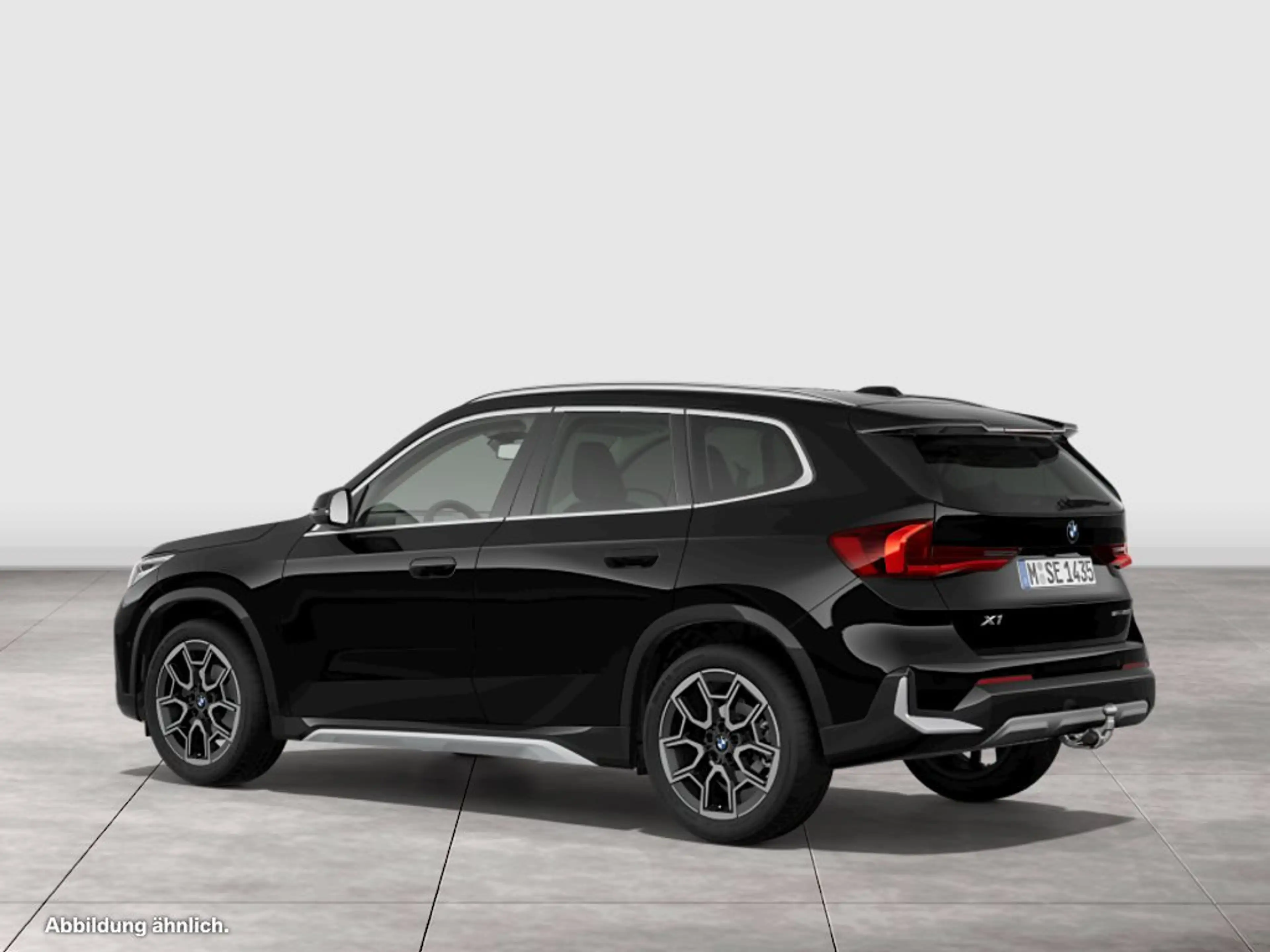 BMW X1 sDrive20i xLine PANO ACC AHK RFK NAVI LED 19" — photo 6